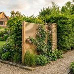 Privatsphäre im Garten: Die optimale Grundstückseinfriedung für 2026 planen 2 Grundstückseinfriedung 2026 planen