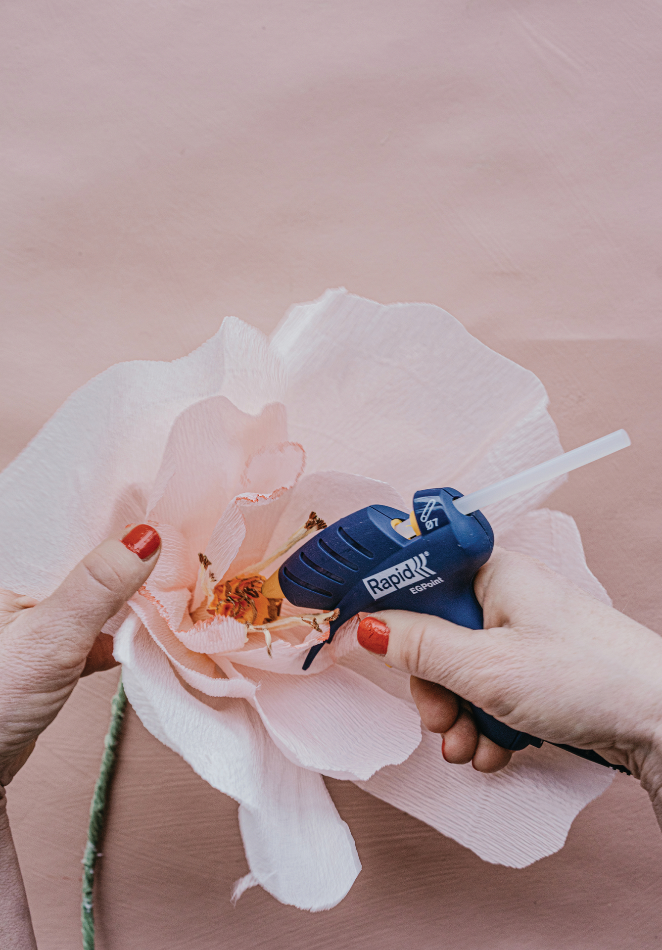 Klebepistole Point für 7mm Sticks, kabellos bei leitermann.de günstig kaufen Klebepistole Point für 7mm Sticks, kabellos