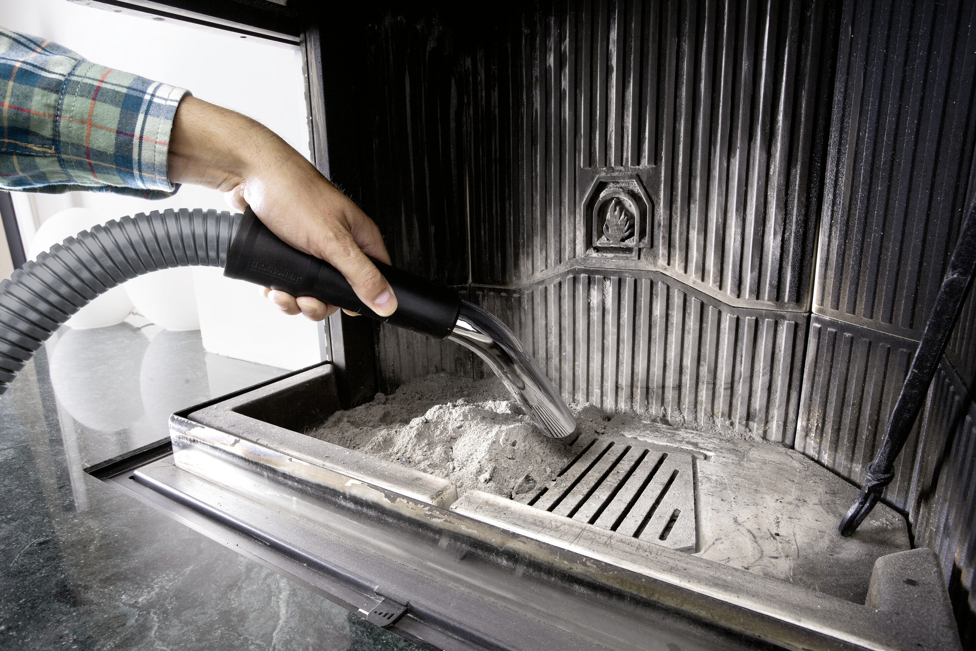 Asche- und Trockensauger AD 4 Premium