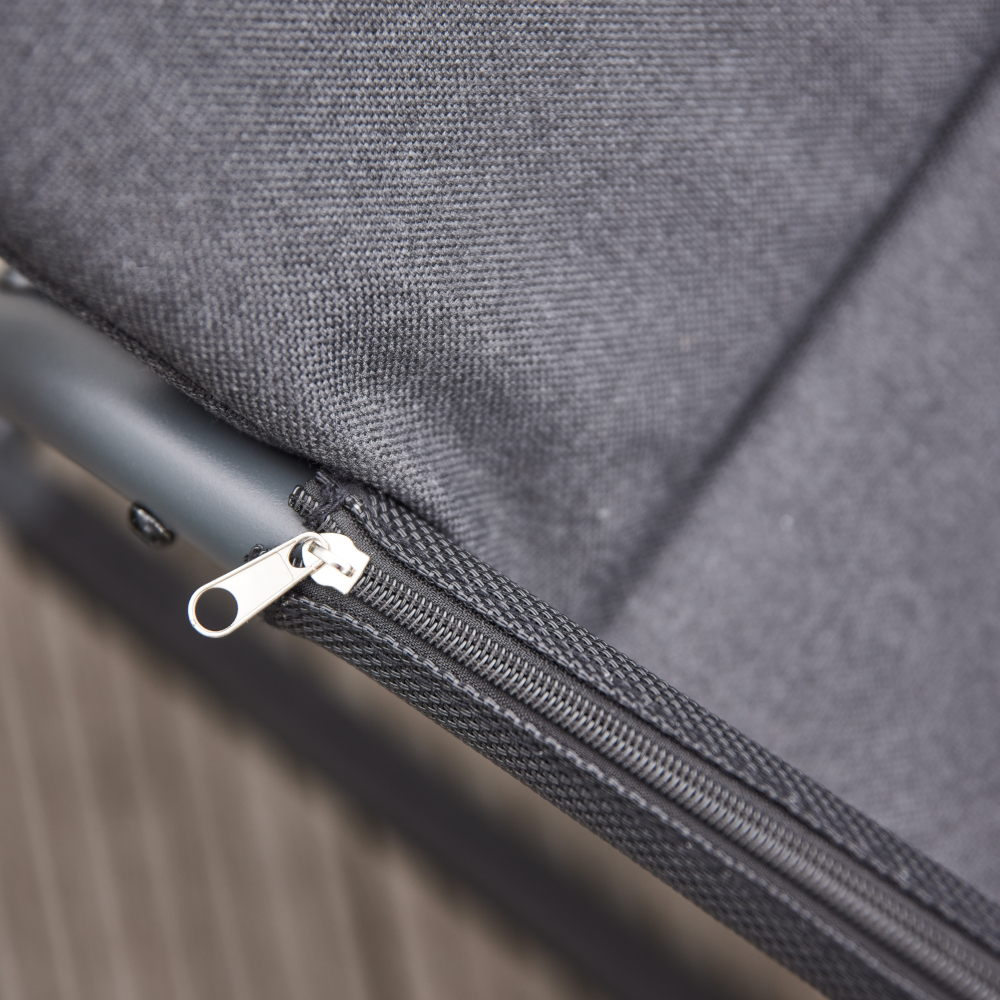 Schaukelliege Aliano mit Kissen