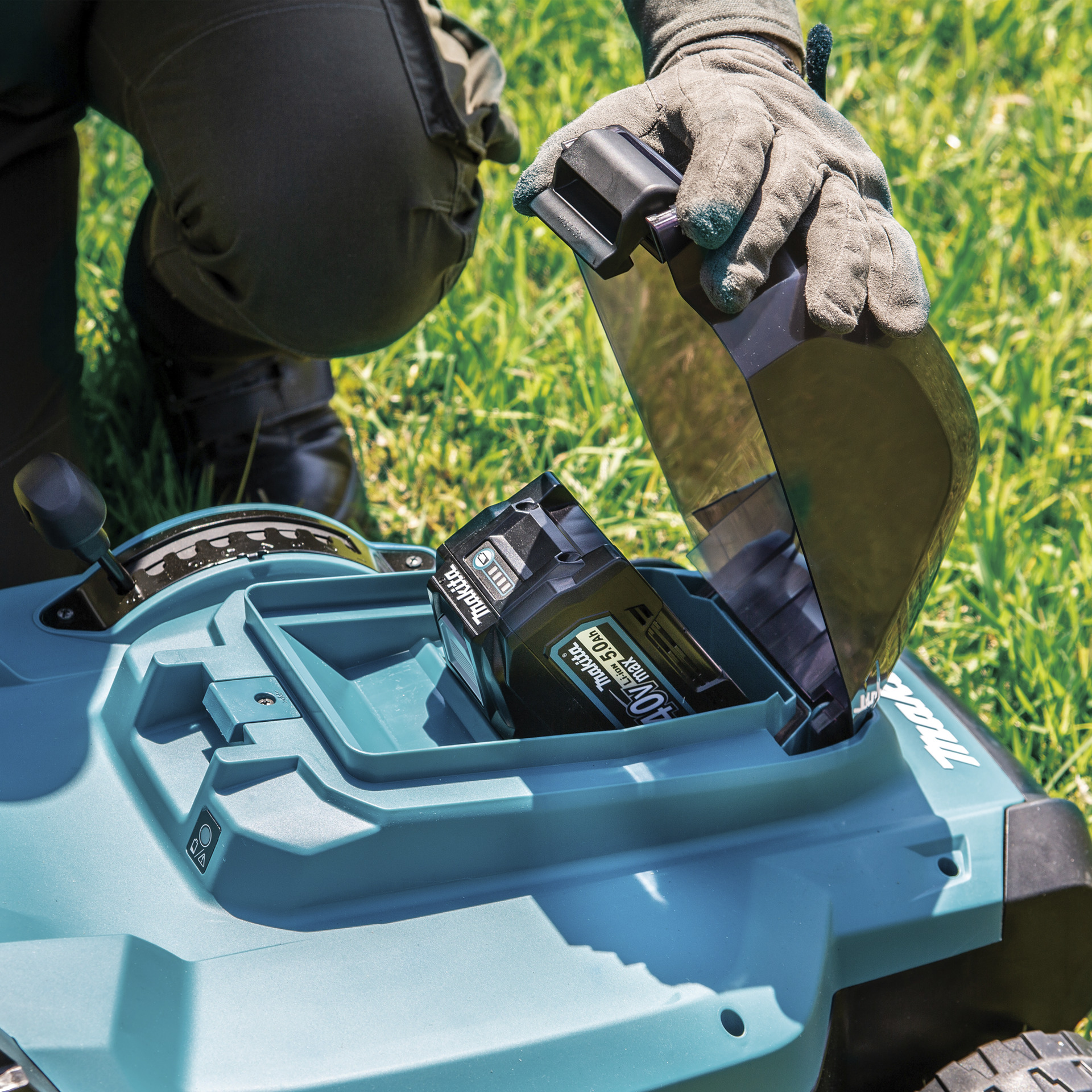 Akku-Rasenmäher LM004GZ 43 cm, 40V max. bei leitermann.de günstig kaufen Akku-Rasenmäher LM004GZ 43 cm, 40V max.