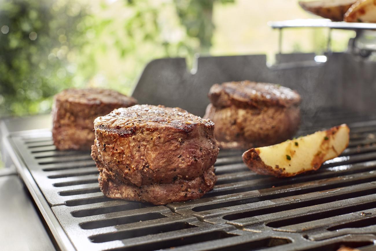 Gourmet BBQ System -Grillrost mit Gusseiseneinsatz bei leitermann.de günstig kaufen Gourmet BBQ System -Grillrost mit Gusseiseneinsatz