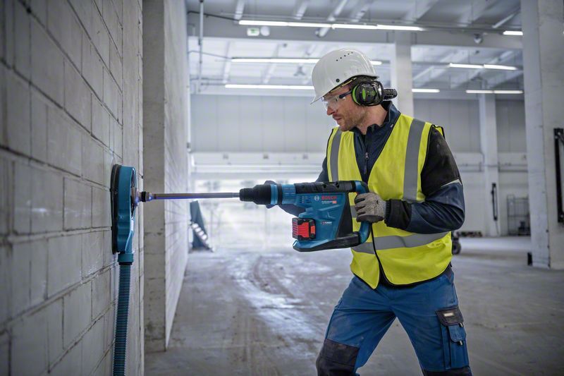 Akku-Bohrhammer BITURBO mit SDS max GBH 18V-40 C, mit XL-BOXX