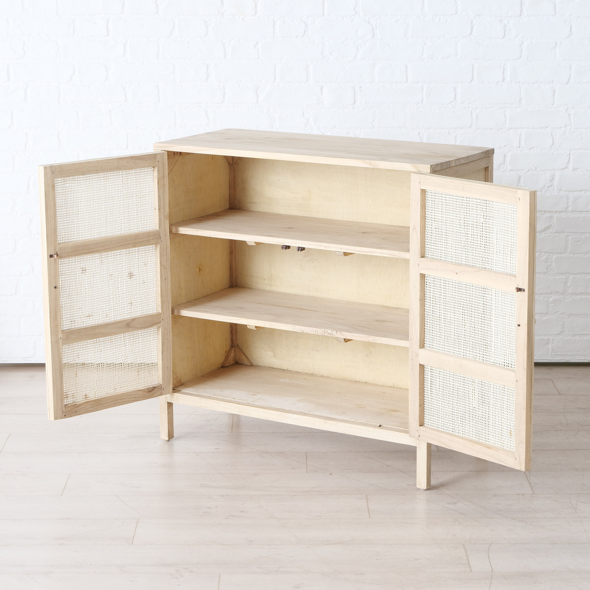 Schrank Barea bei leitermann.de günstig kaufen Schrank Barea