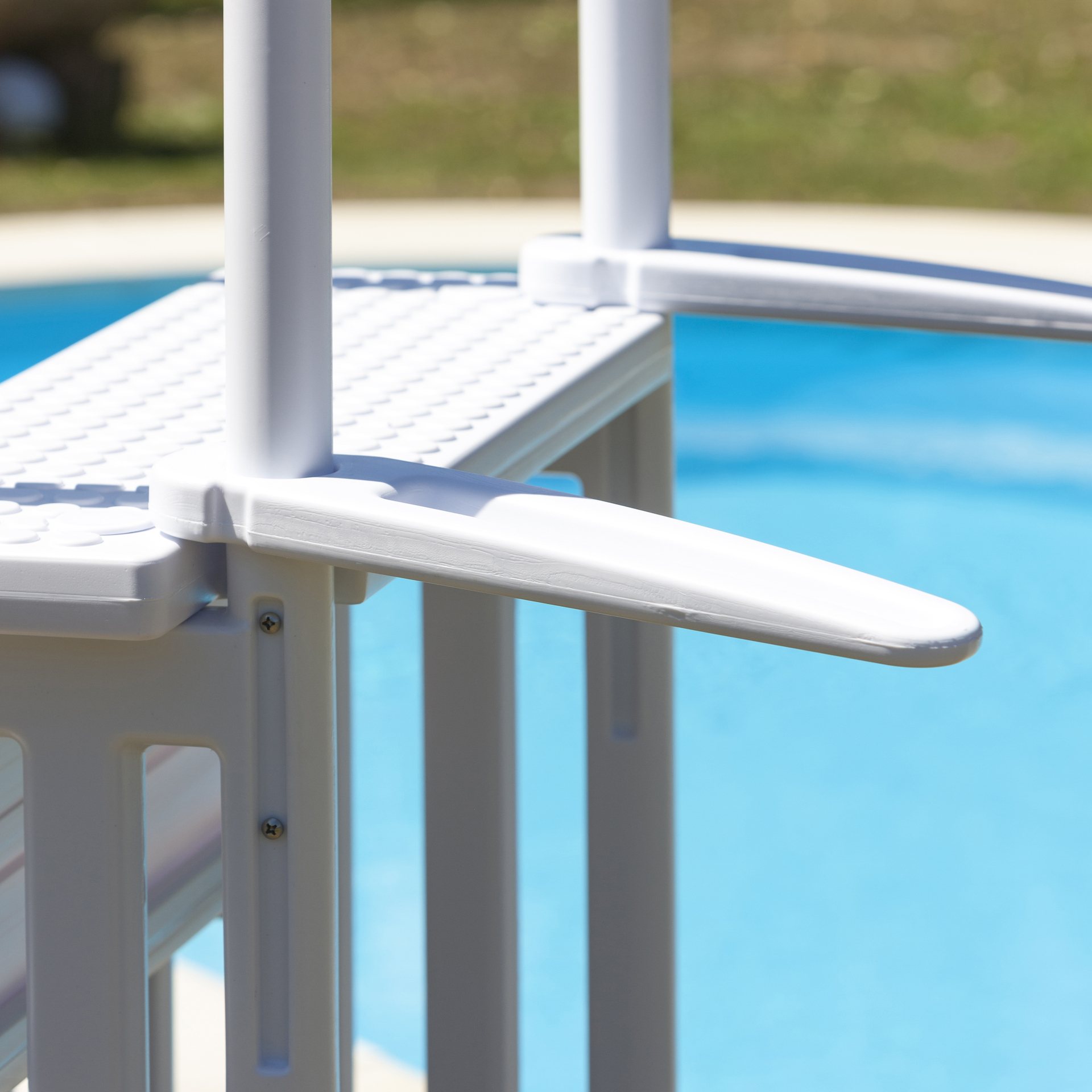 Synthetic Leiter 4 Stufen bei leitermann.de günstig kaufen Synthetic Leiter 4 Stufen