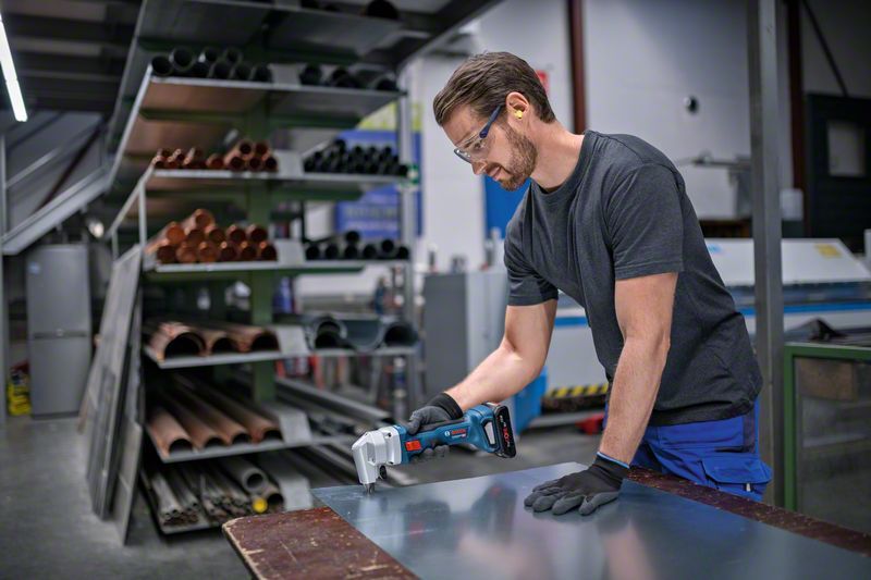 Akku-Nager GNA 18V-16 E