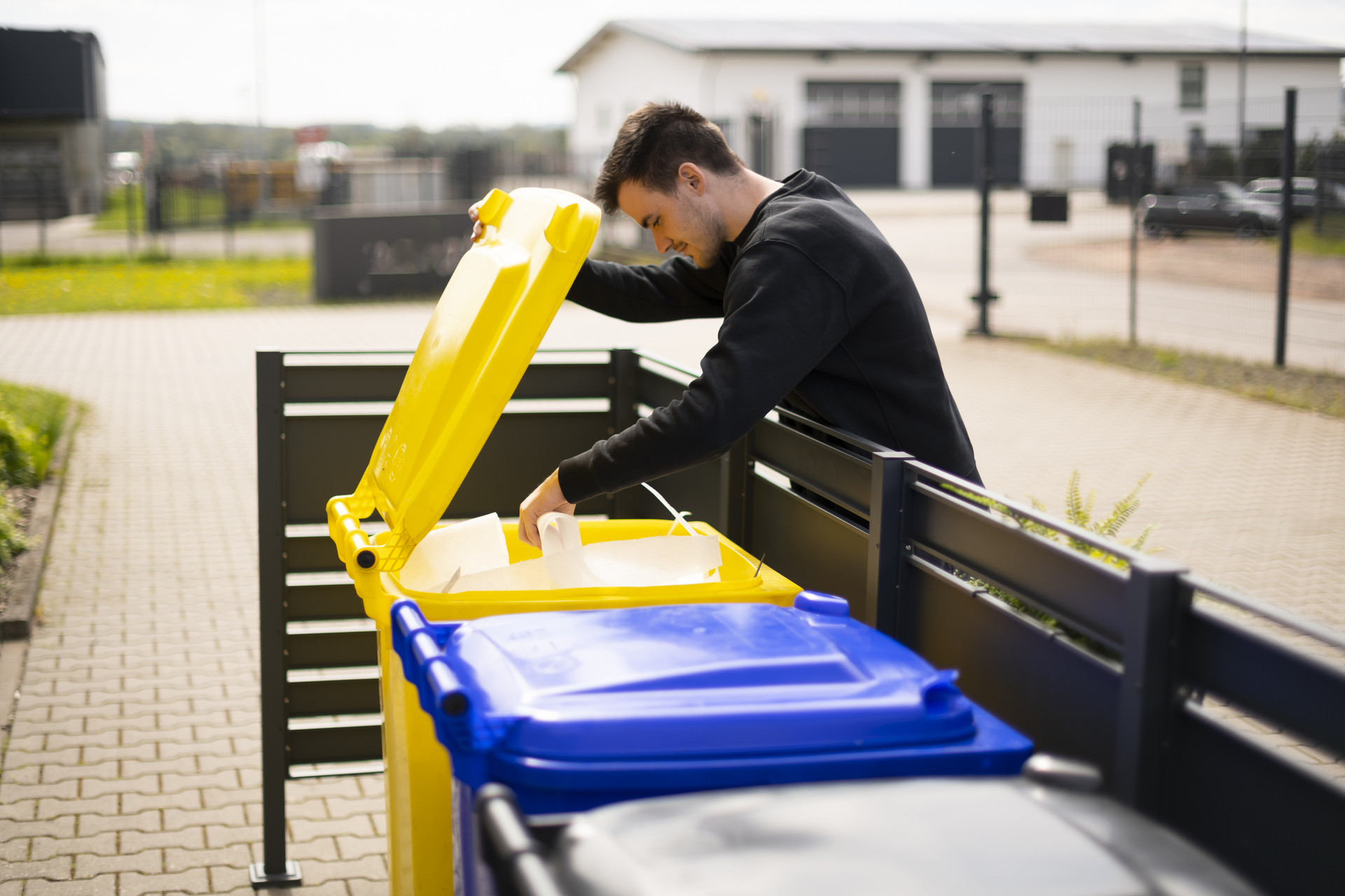 Mülltonnenverkleidung Planum bei leitermann.de günstig kaufen Mülltonnenverkleidung Planum