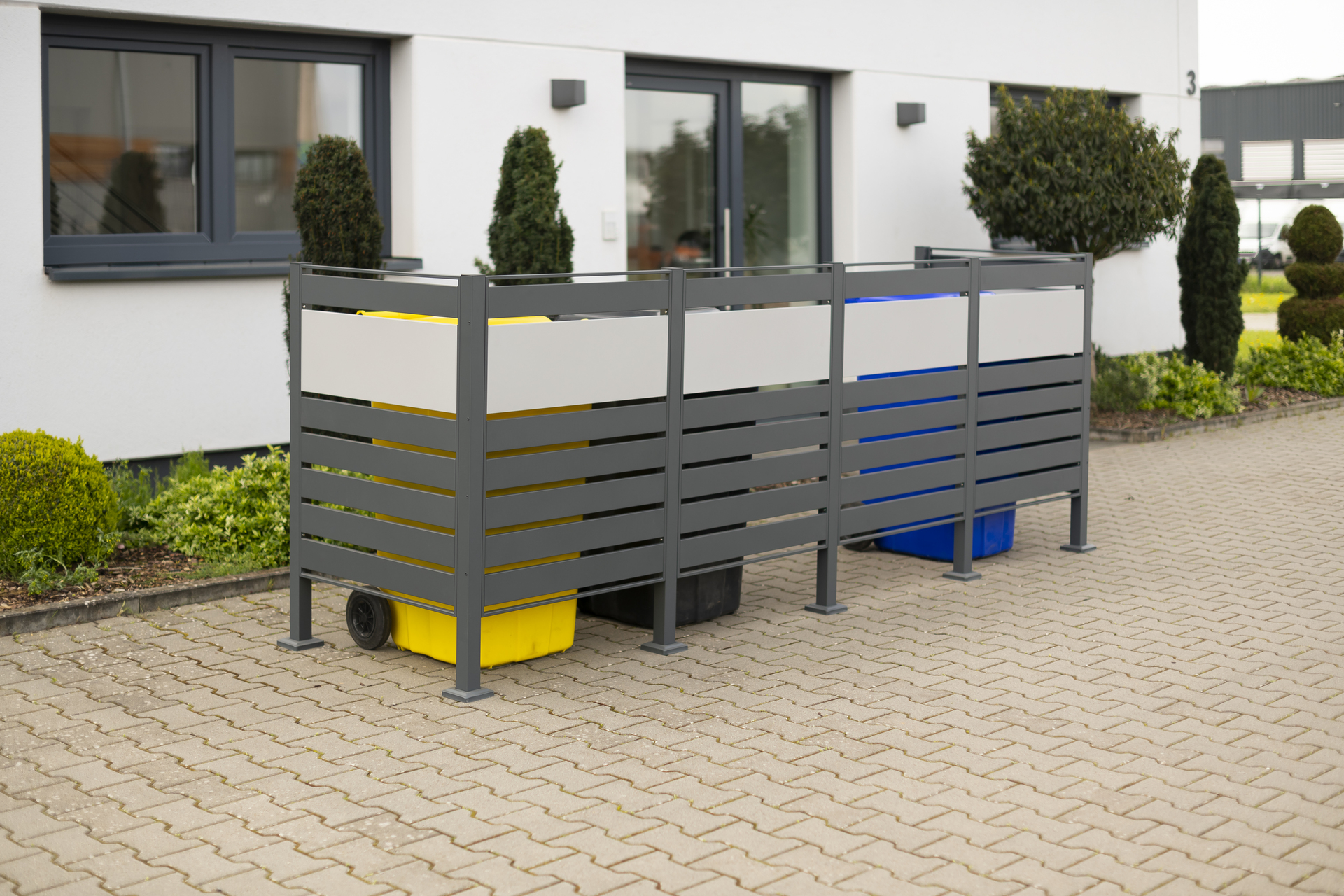 Mülltonnenverkleidung Planum