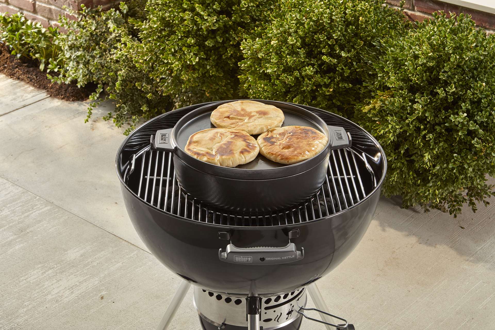 CRAFTED 2in1 Dutch Oven - Gourmet BBQ System