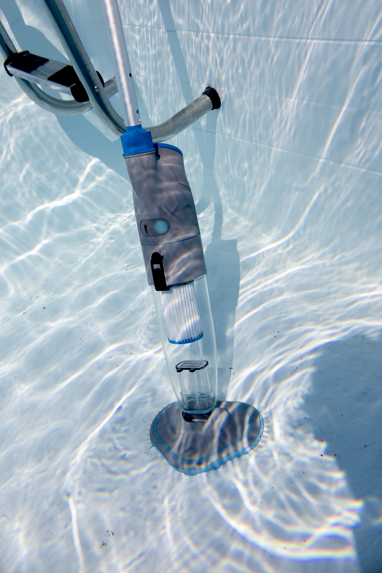 Elektrischer Pool-Reiniger SUPER VAC bei leitermann.de günstig kaufen Elektrischer Pool-Reiniger SUPER VAC