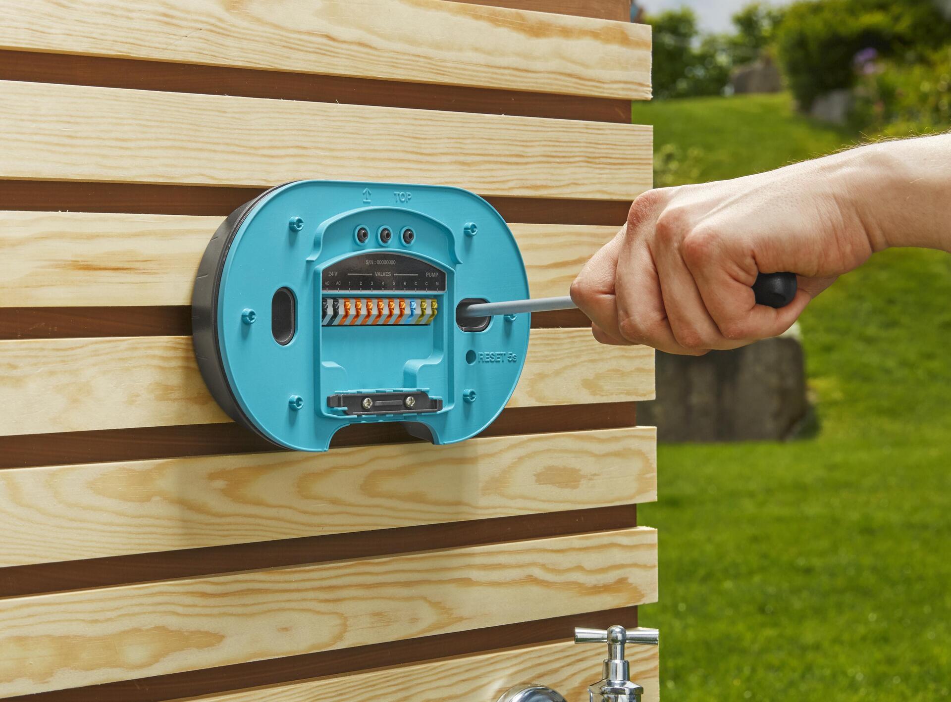 Bewässerungssteuerung smart Irrigation Control 19032-20 bei leitermann.de günstig kaufen Bewässerungssteuerung smart Irrigation Control 19032-20