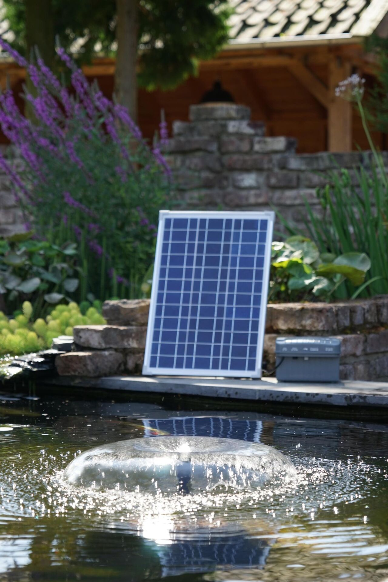 Solar Springbrunnenpumpe SolarMax 2500 Accu bei leitermann.de günstig kaufen Solar Springbrunnenpumpe SolarMax 2500 Accu