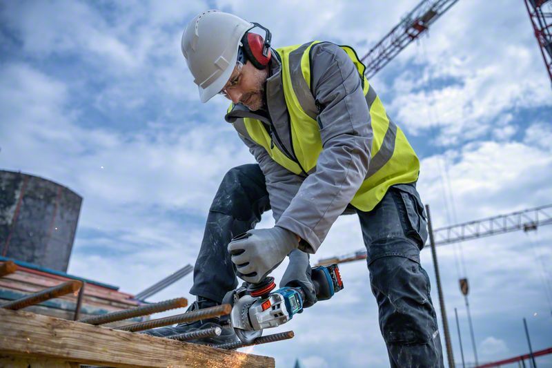 Akku-Winkelschleifer BITURBO GWS 18V-15 PSC, solo, C