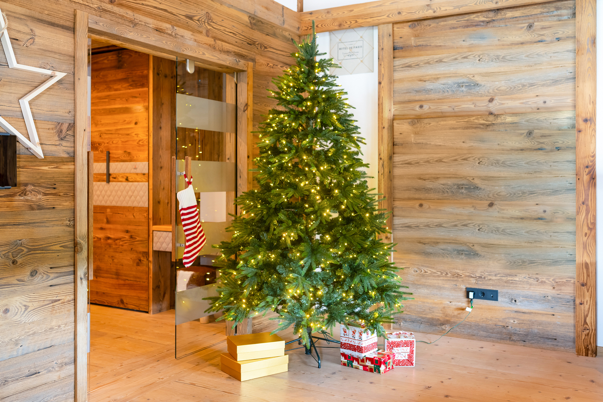 Weihnachtsbaum Richmond Tanne inkl. Lichterkette 228 cm