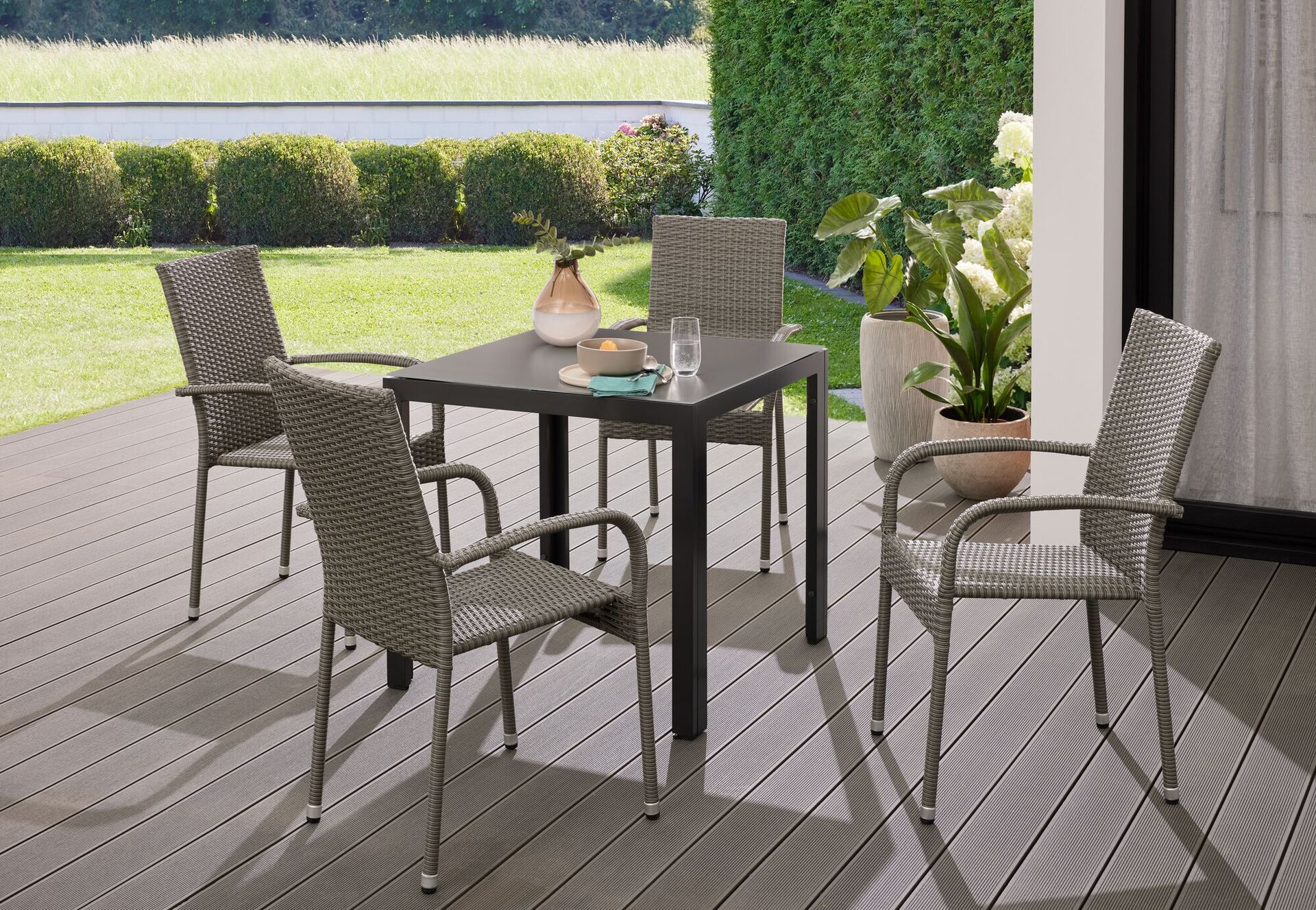 Stapelsessel Haliti bei leitermann.de günstig kaufen Stapelsessel Haliti