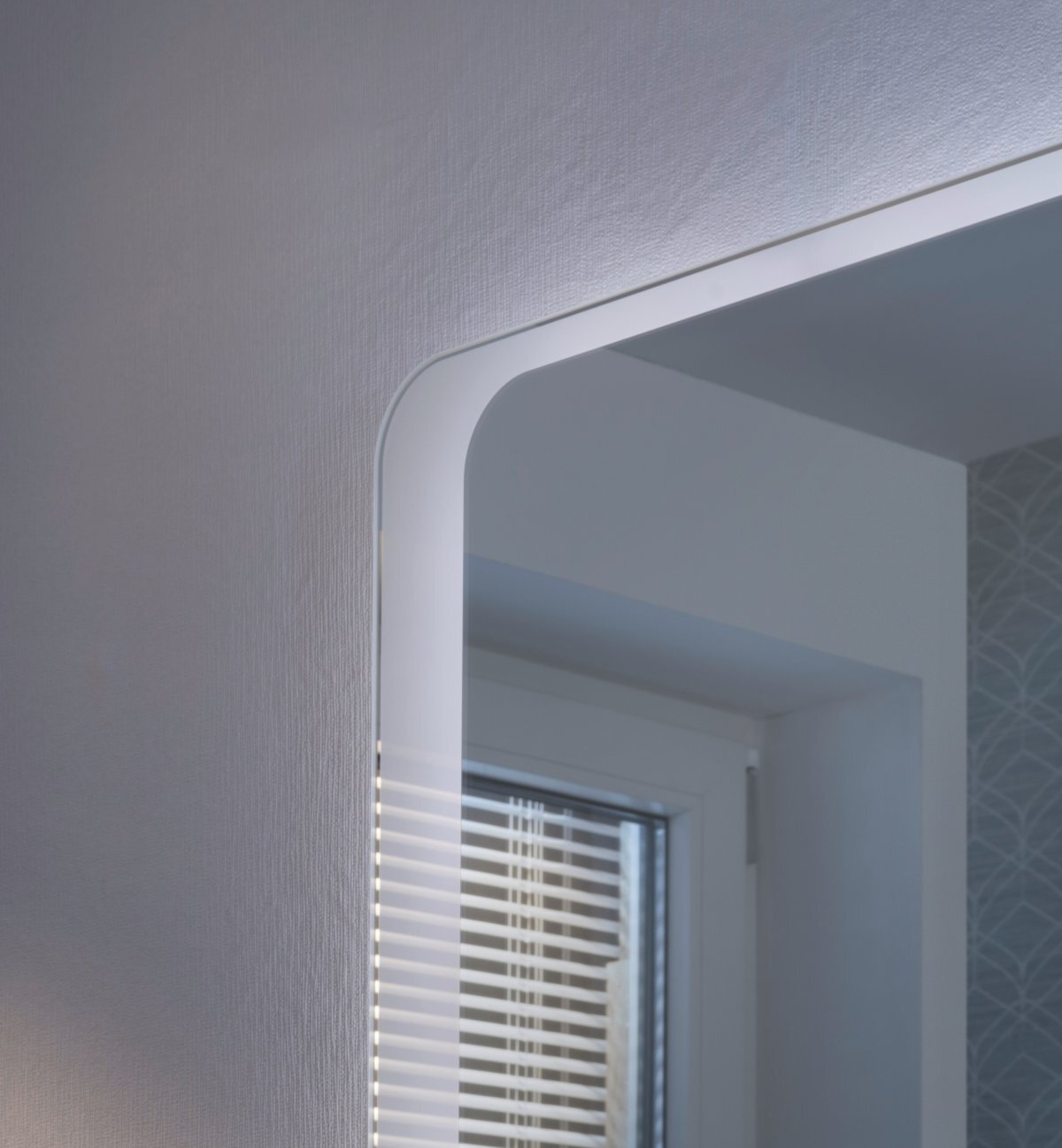 MILANO Spiegelelement, LED umlaufend