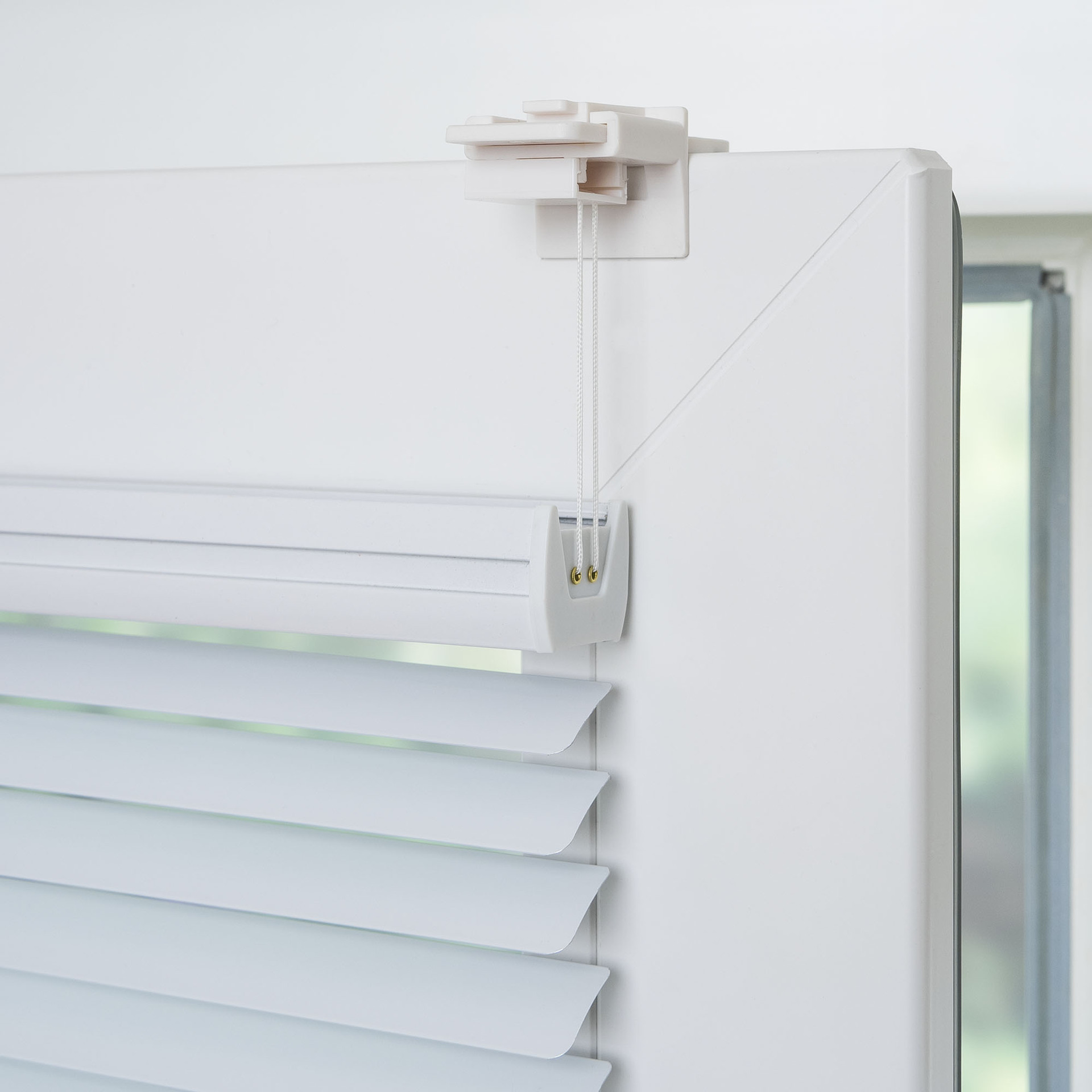 Klemmfix-Jalousie verspannt bei leitermann.de günstig kaufen Klemmfix-Jalousie verspannt