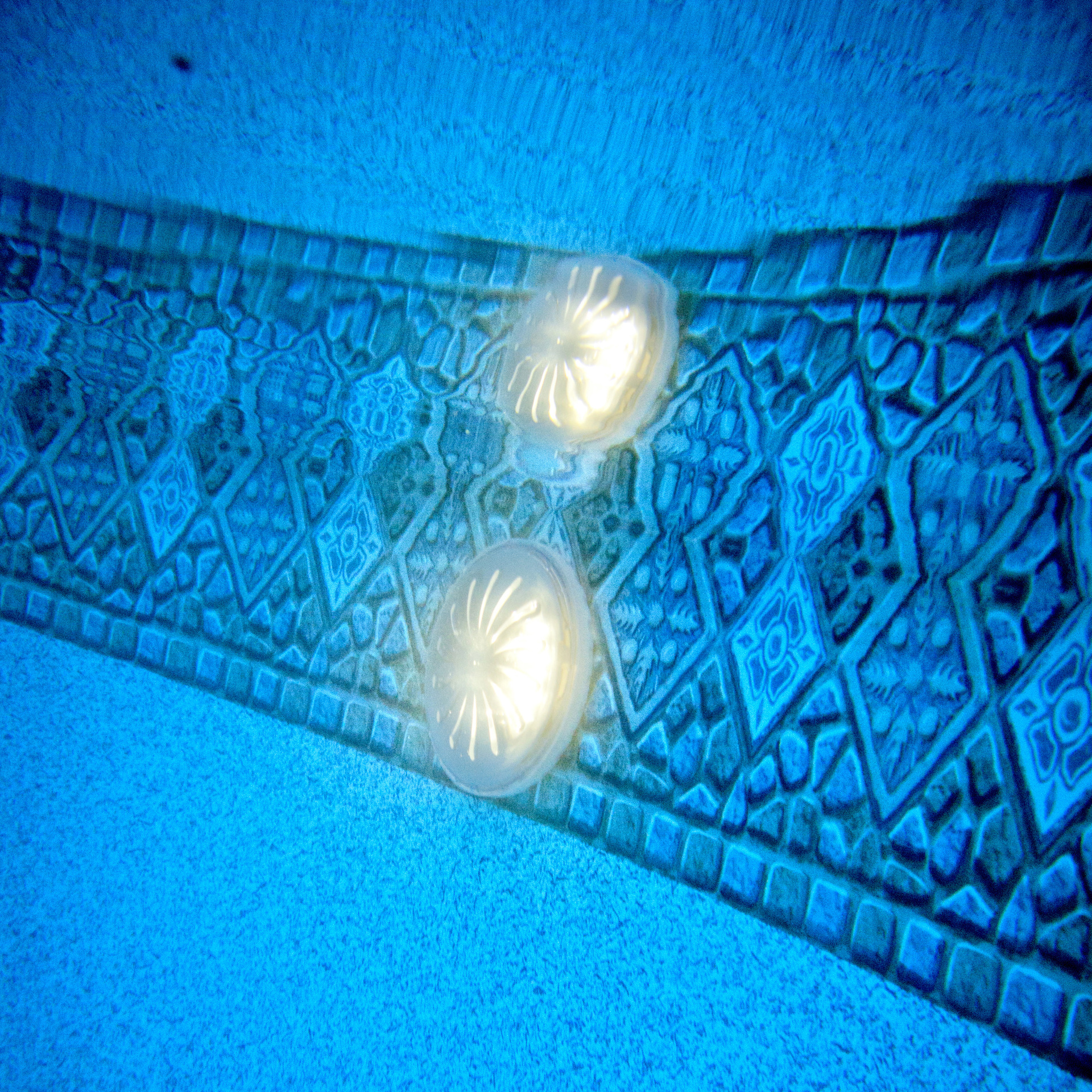 LED Projektor für Stahlwandpools, weiß