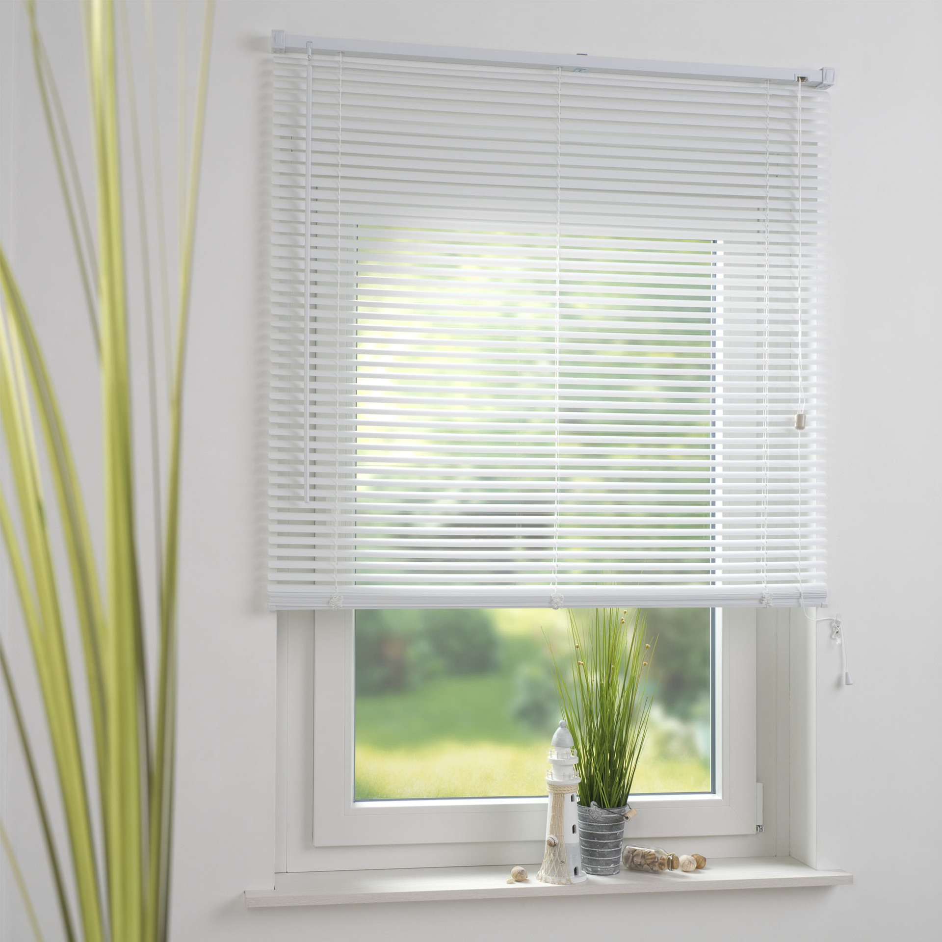 Kunststoff-Jalousie, weiß bei leitermann.de günstig kaufen Kunststoff-Jalousie, weiß