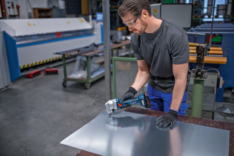 Akku-Nager GNA 18V-16 E