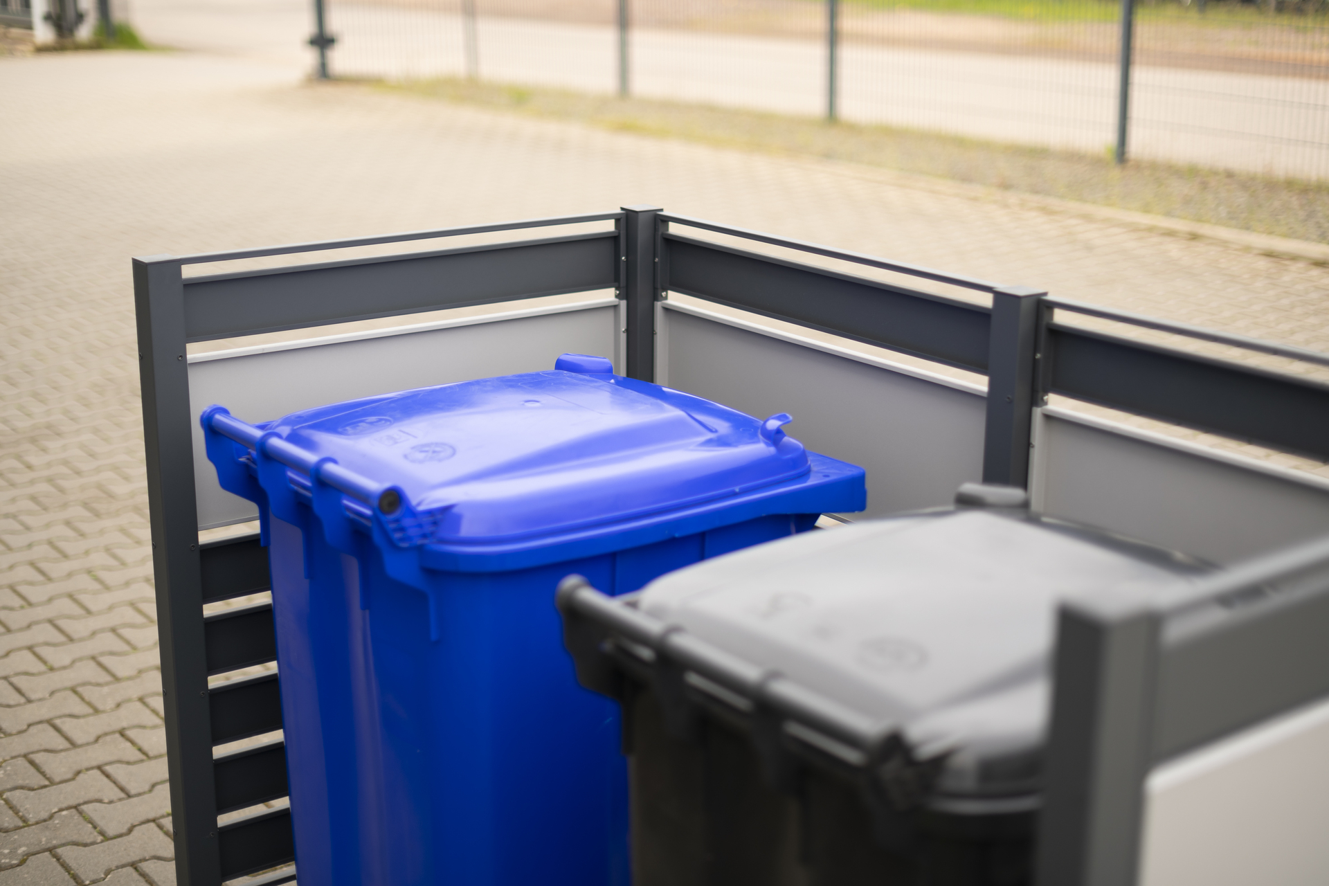 Mülltonnenverkleidung Planum bei leitermann.de günstig kaufen Mülltonnenverkleidung Planum