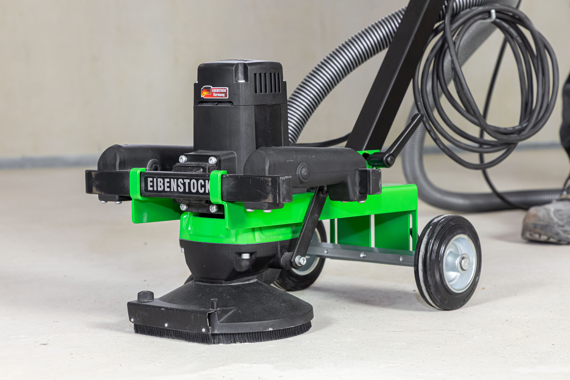 Bodenführungsgestell für alle Betonschleifer bei leitermann.de günstig kaufen Bodenführungsgestell für alle Betonschleifer