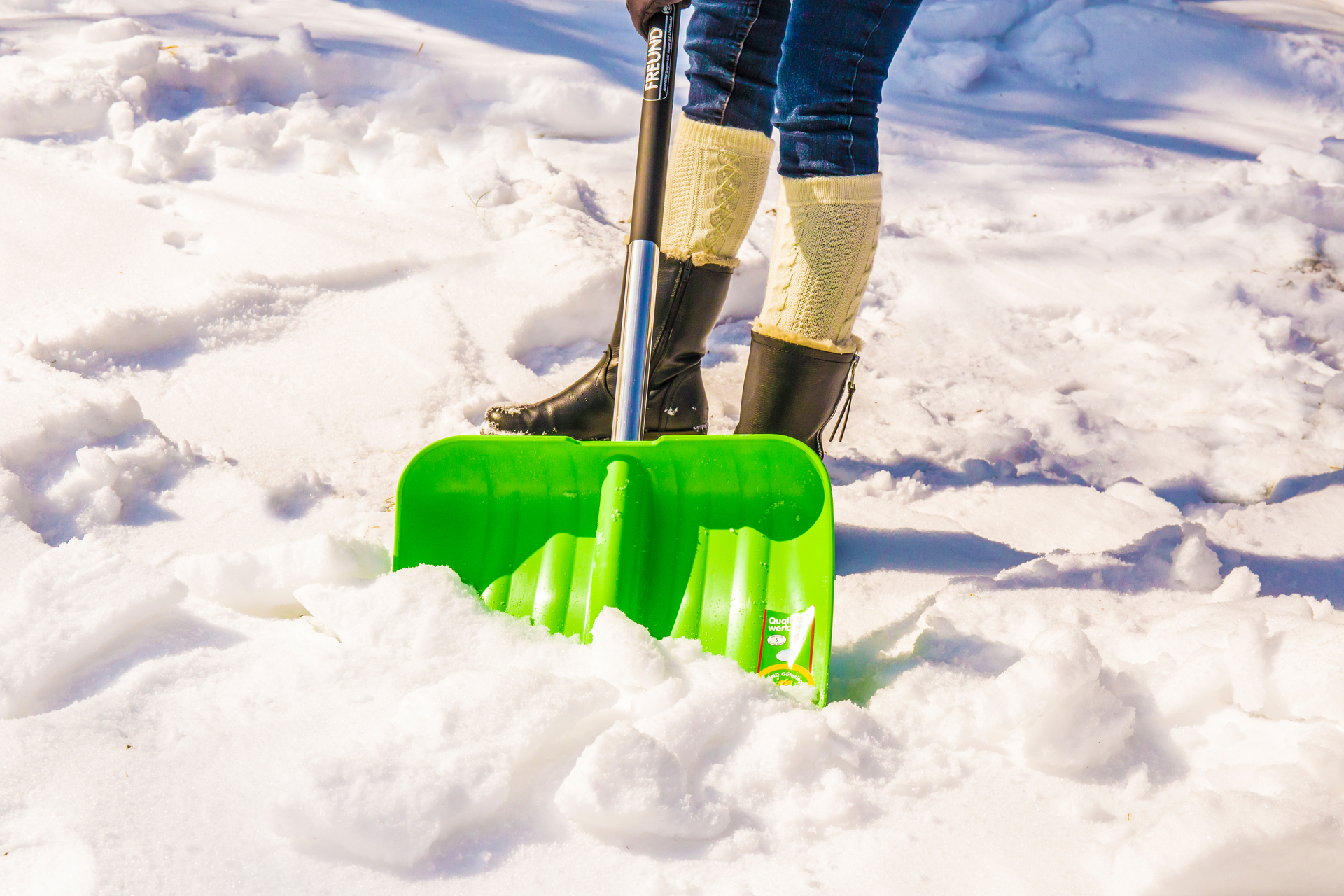 Kunststoff-Schneeschieber