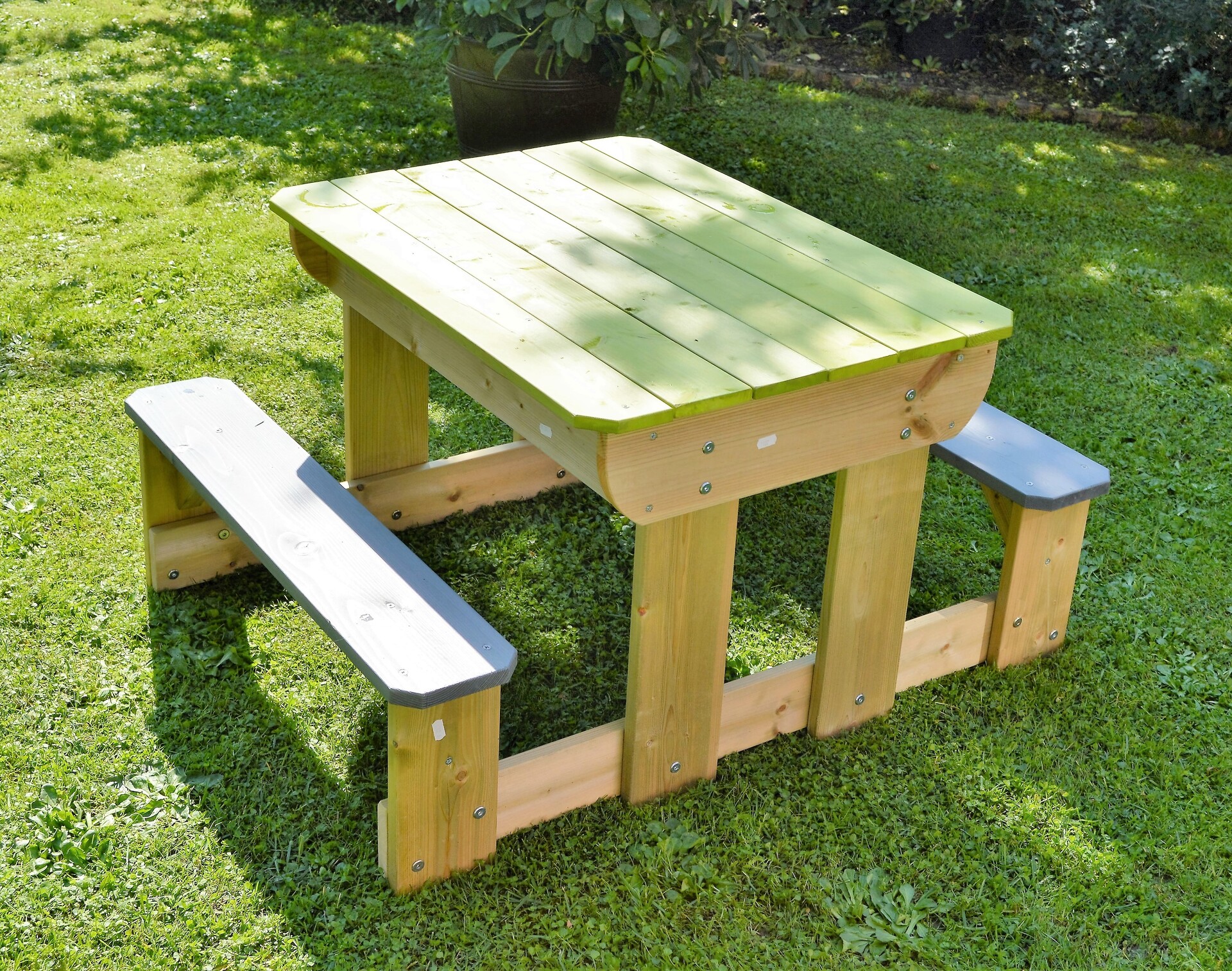 Wendi Toys Holz Picknick Tisch mit 2 Bänken