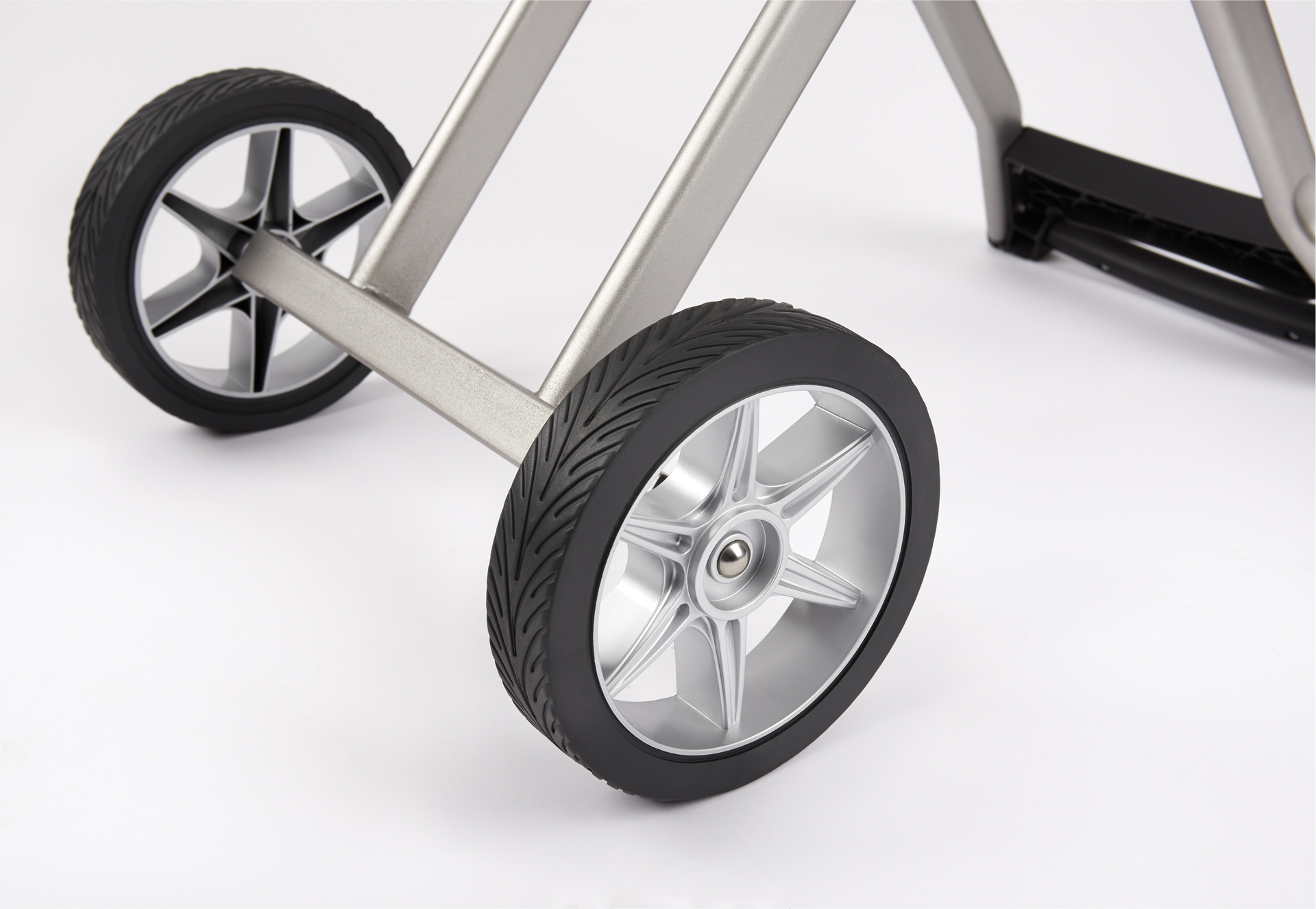 Gasgrill TRAVELQ PRO285, mit klappbaren Wagen