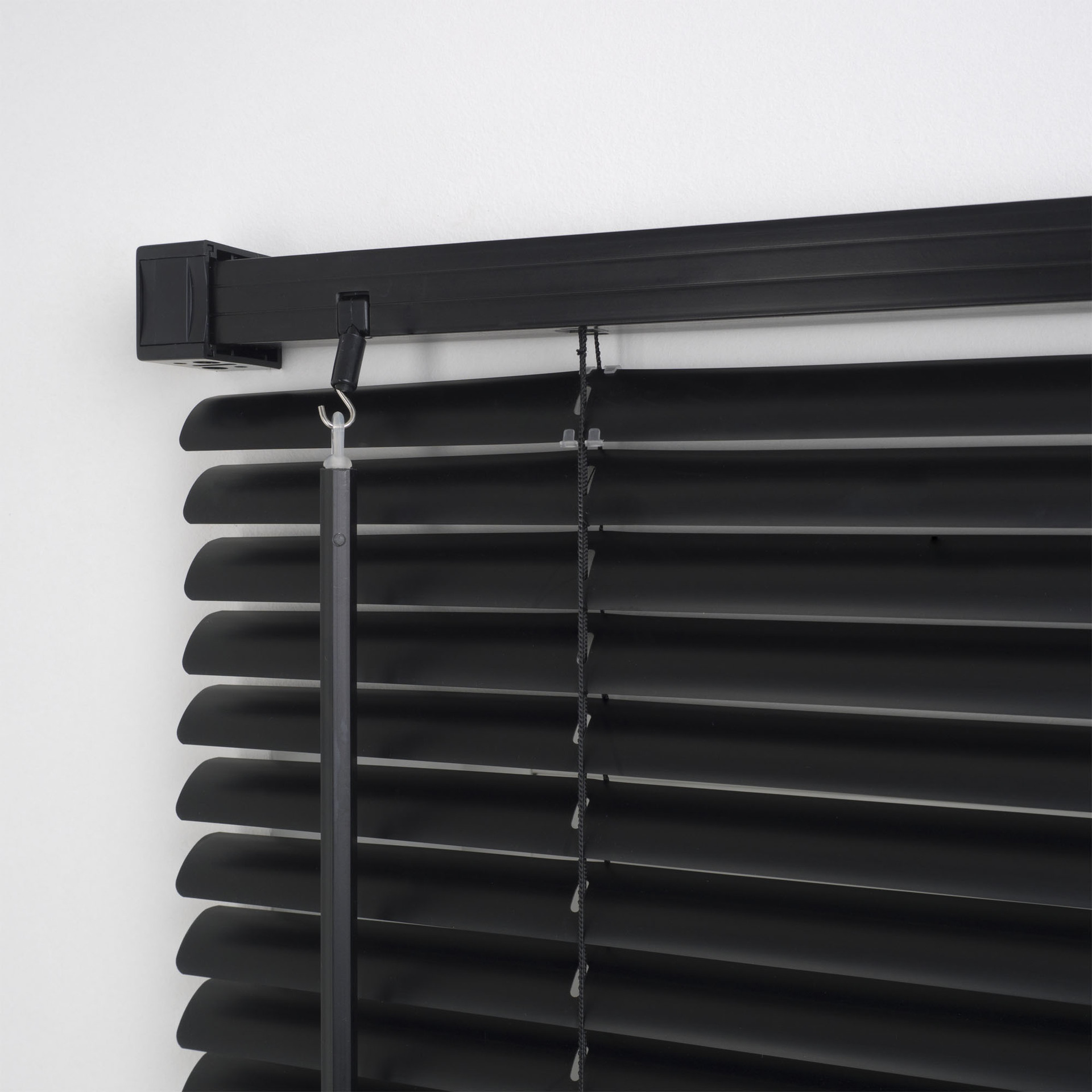 Kunststoff-Jalousie bei leitermann.de günstig kaufen Kunststoff-Jalousie