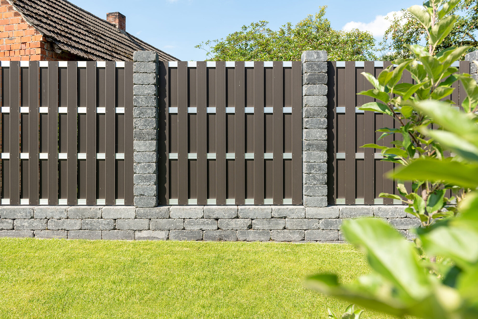 Mauerstein Antik, gekantet bei leitermann.de günstig kaufen Mauerstein Antik, gekantet