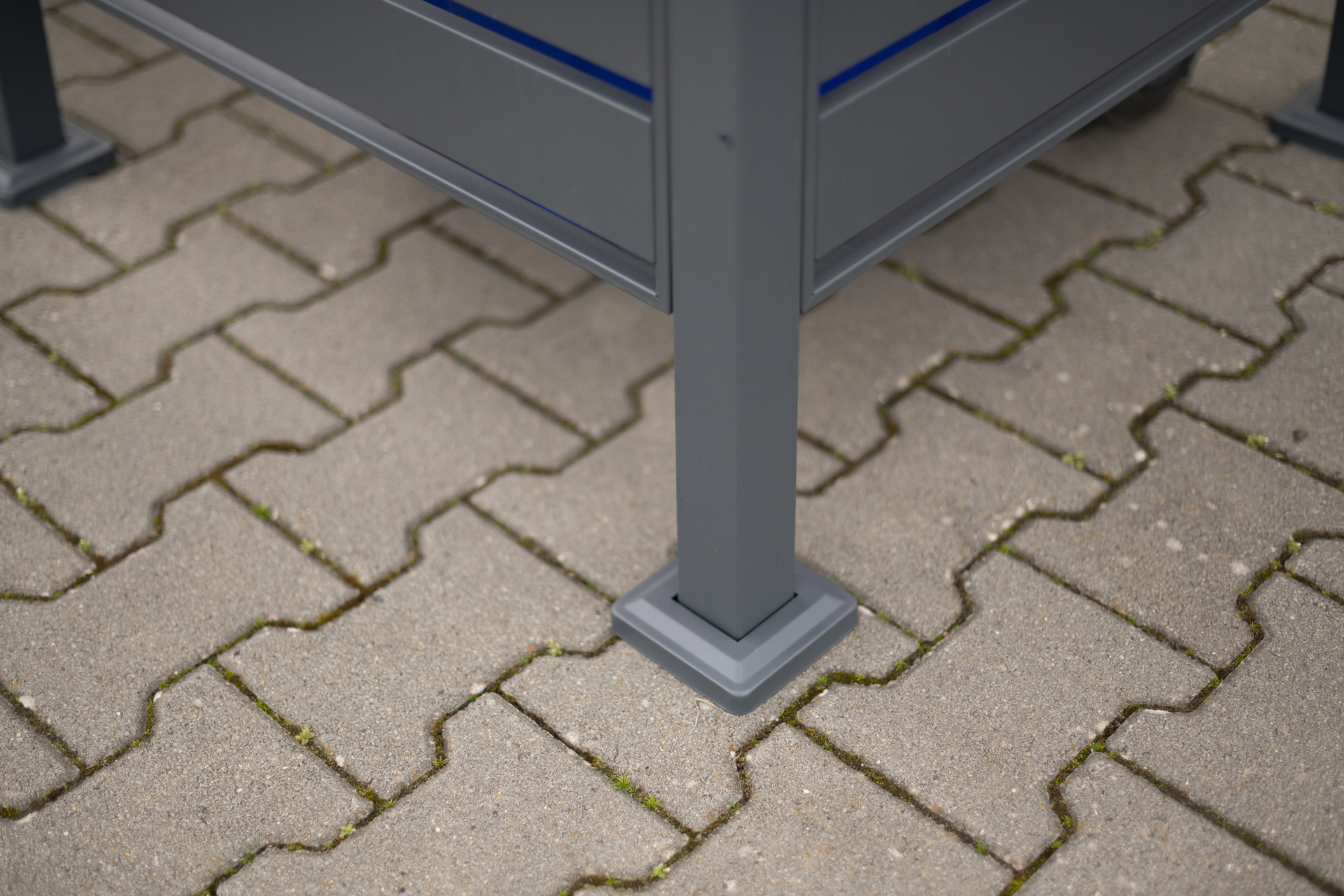 Mülltonnenverkleidung Planum