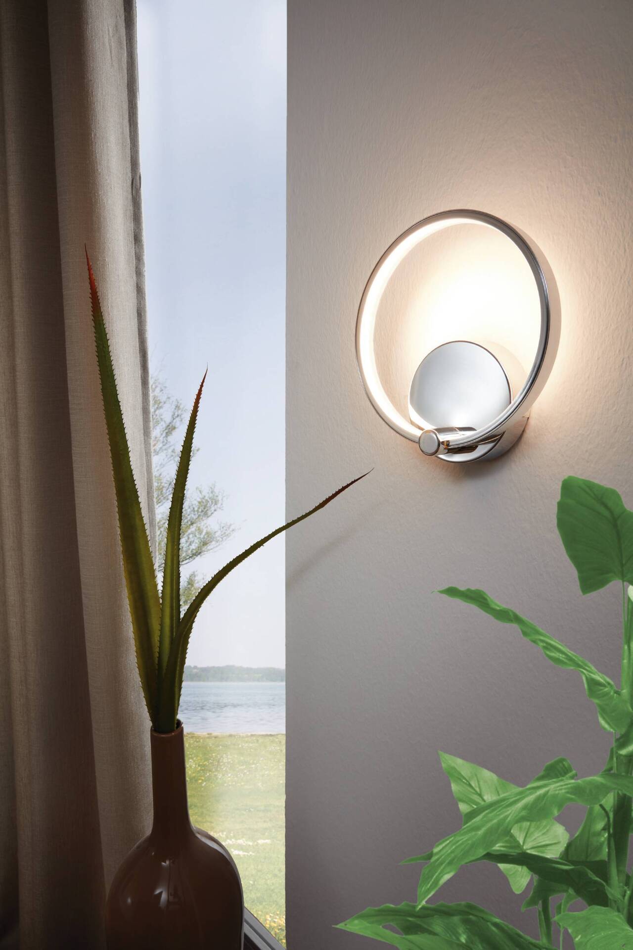 LED-Wandleuchte Lasana Chrom/Weiss