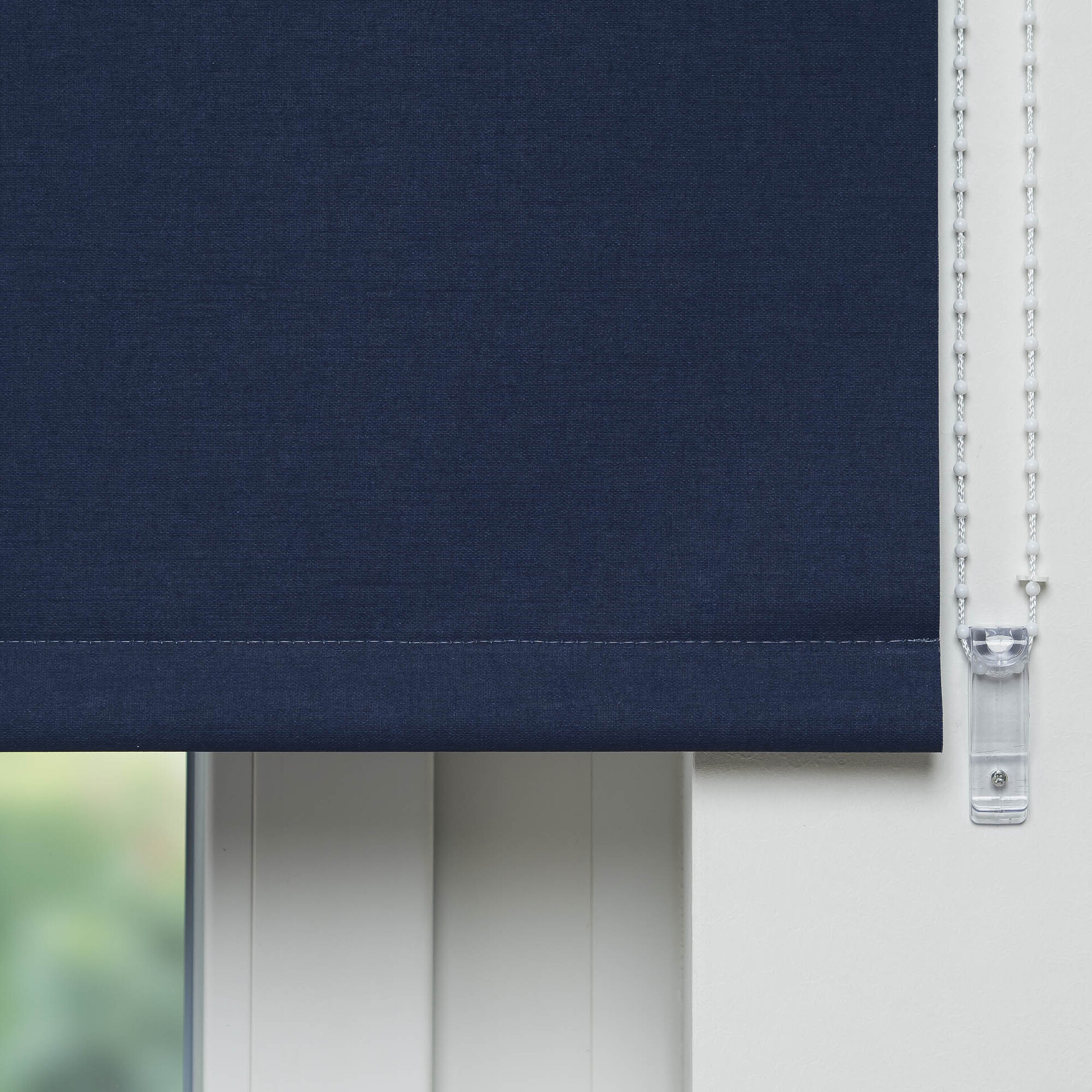 Seitenzug-Rollo Uni Verdunkelnd bei leitermann.de günstig kaufen Seitenzug-Rollo Uni Verdunkelnd