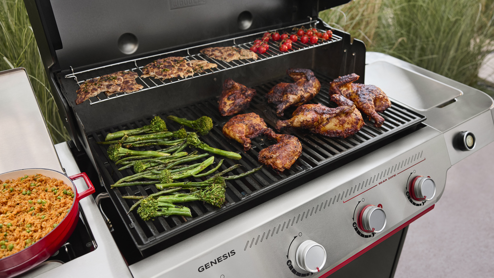 Gasgrill Genesis E-435W bei leitermann.de günstig kaufen Gasgrill Genesis E-435W