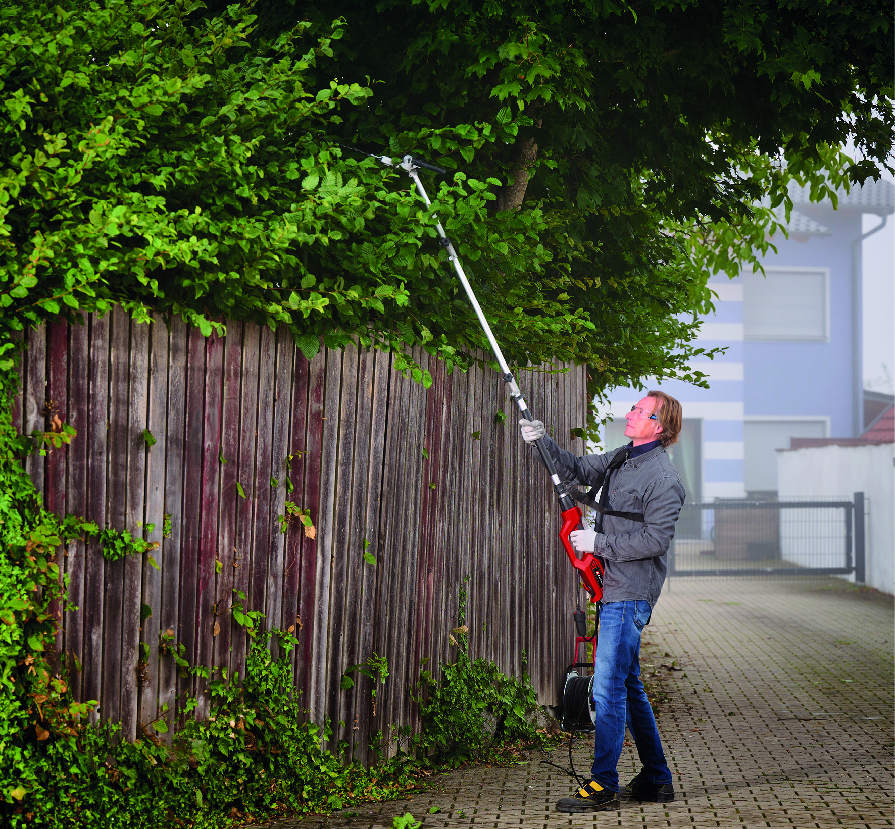 Elektro-Stab-Heckenschere GC-HH 9046 bei leitermann.de günstig kaufen Elektro-Stab-Heckenschere GC-HH 9046