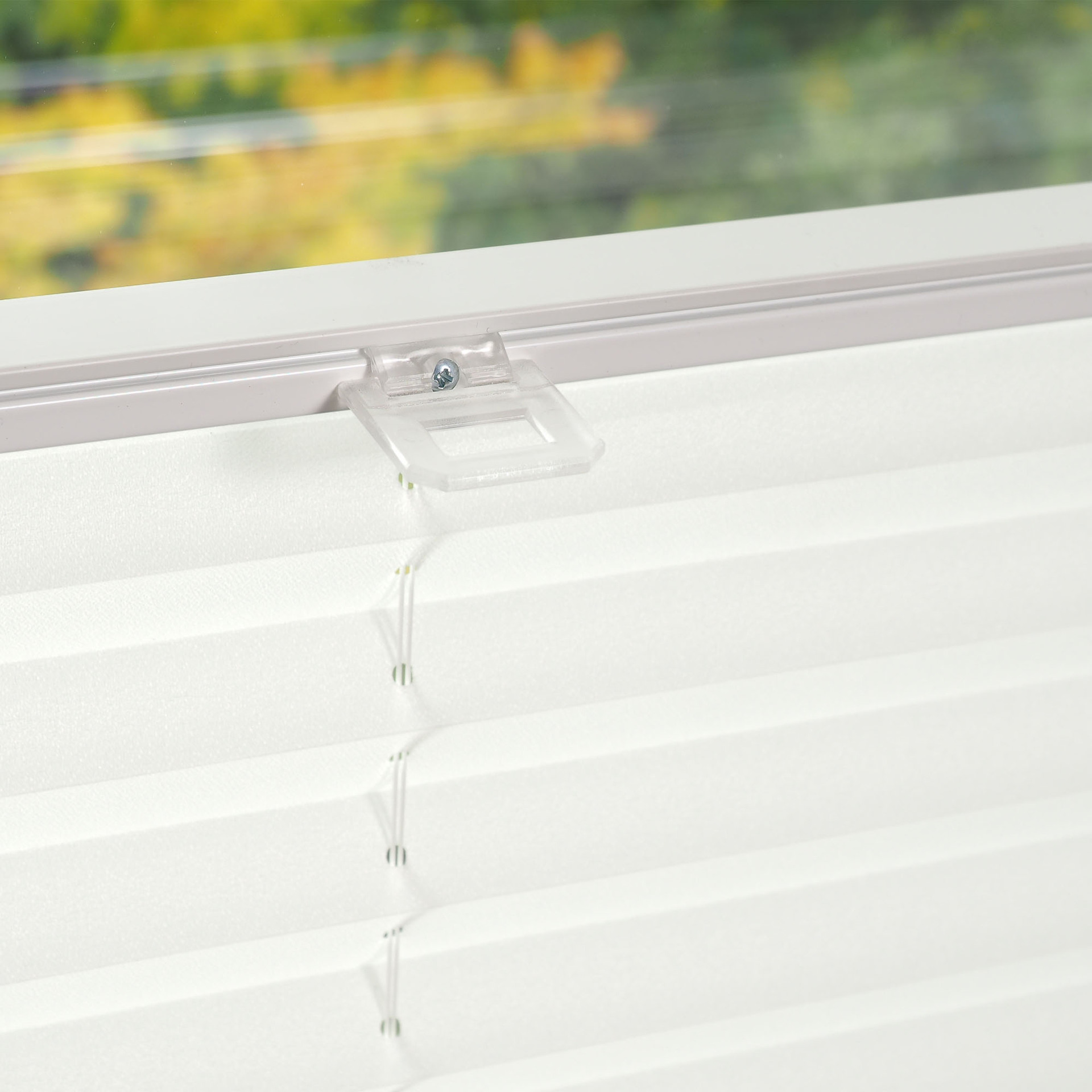 Klemmfix-Plissee verspannt inkl. 4 Klemmträger bei leitermann.de günstig kaufen Klemmfix-Plissee verspannt inkl. 4 Klemmträger