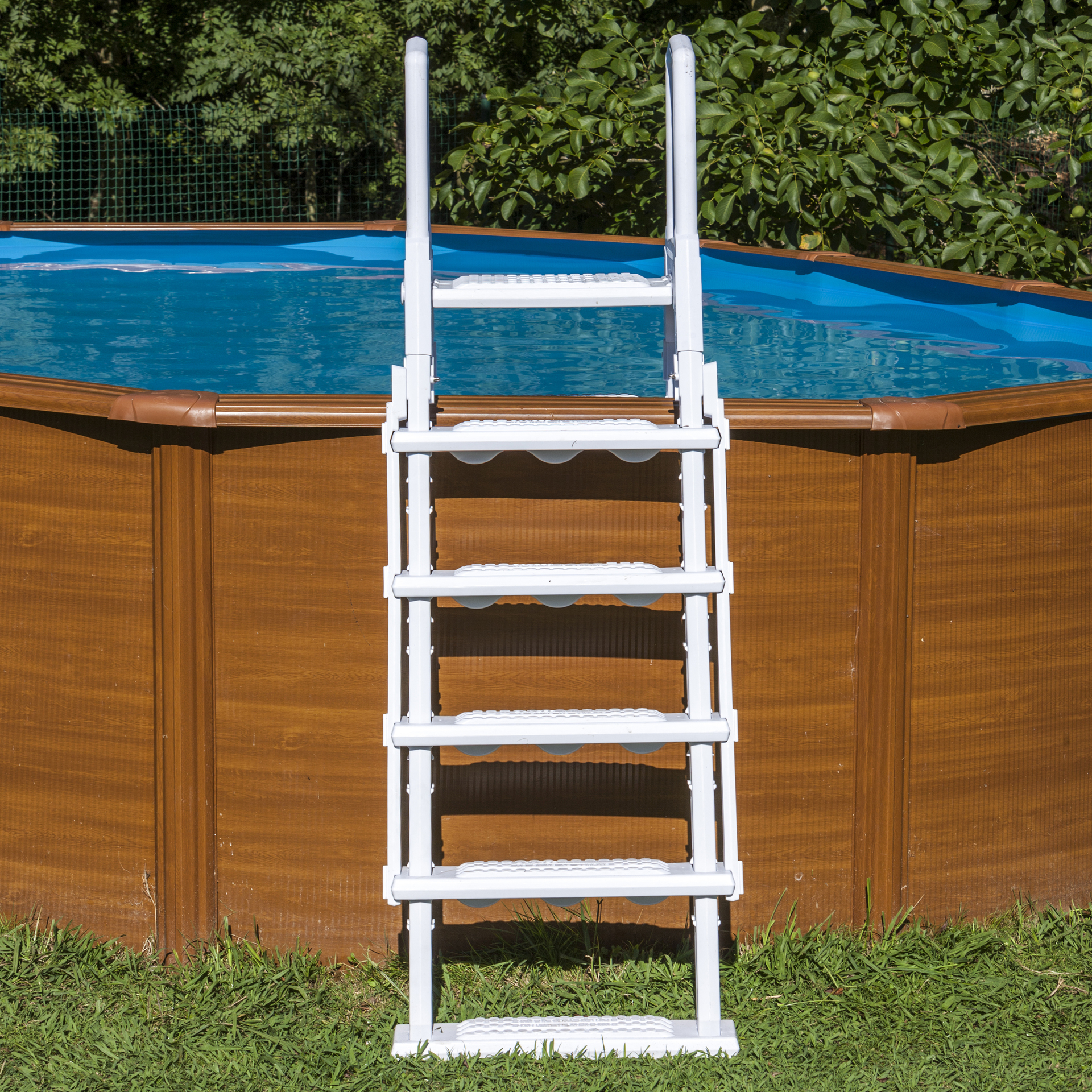 Blasgeformte Leiter für Aufstellpools bei leitermann.de günstig kaufen Blasgeformte Leiter für Aufstellpools