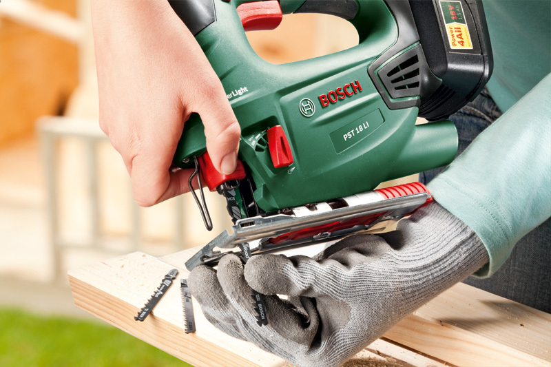 Akku-Stichsäge PST 18 LI solo