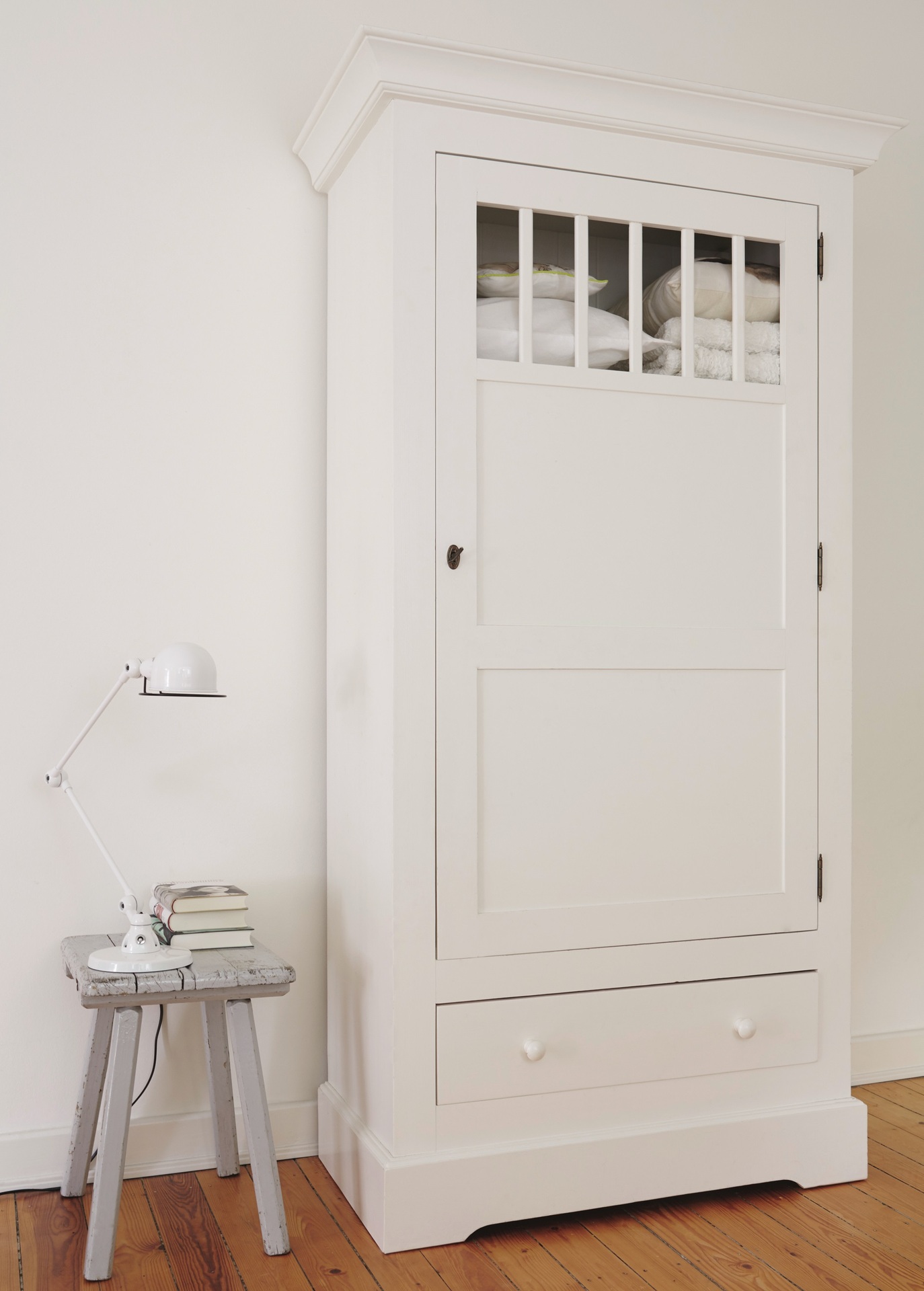 Sprüh-Lack für Möbel & Türen bei leitermann.de günstig kaufen Sprüh-Lack für Möbel & Türen