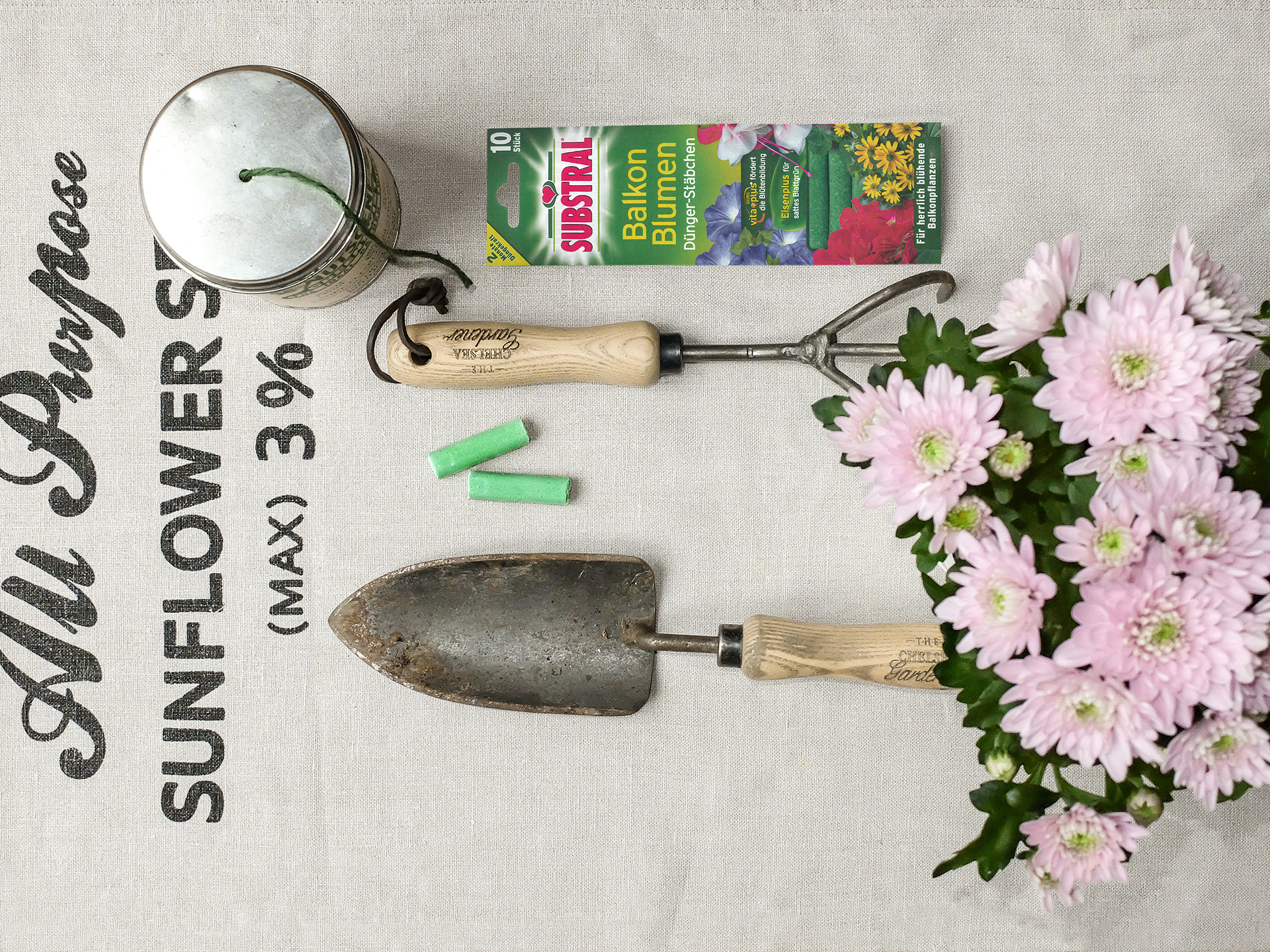 Balkonblumen Dünger-Stäbchen