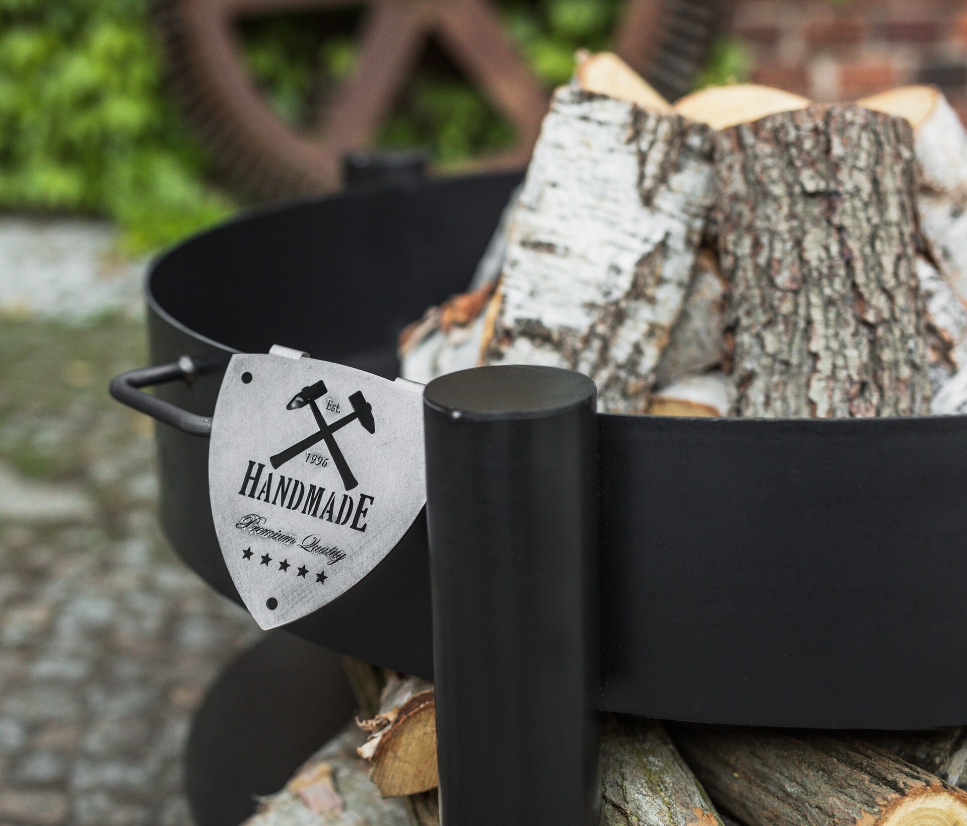 Feuerschale Montana, inkl. Holzlager bei leitermann.de günstig kaufen Feuerschale Montana, inkl. Holzlager