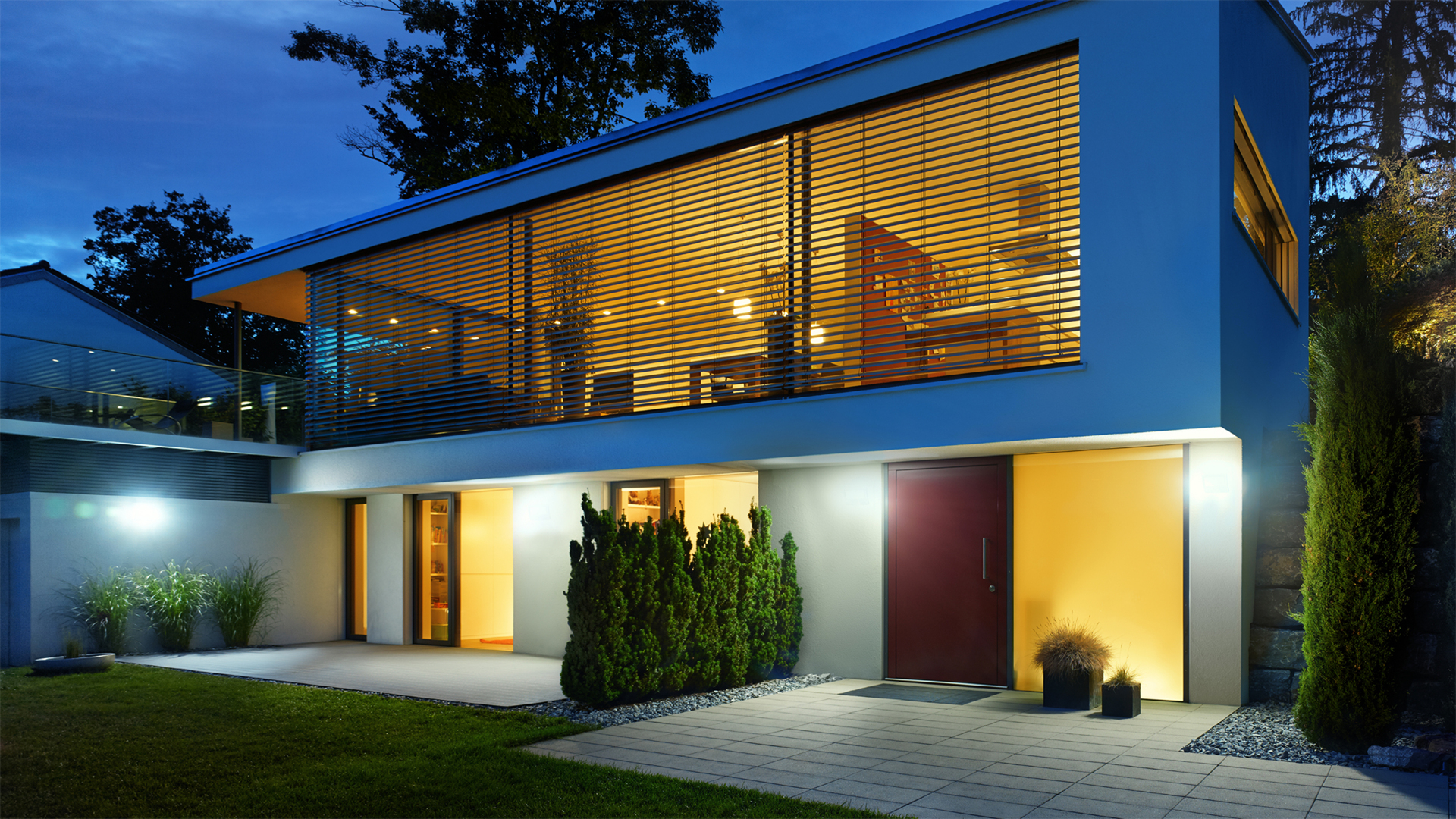 LED-Strahler XLED Home curved bei leitermann.de günstig kaufen LED-Strahler XLED Home curved