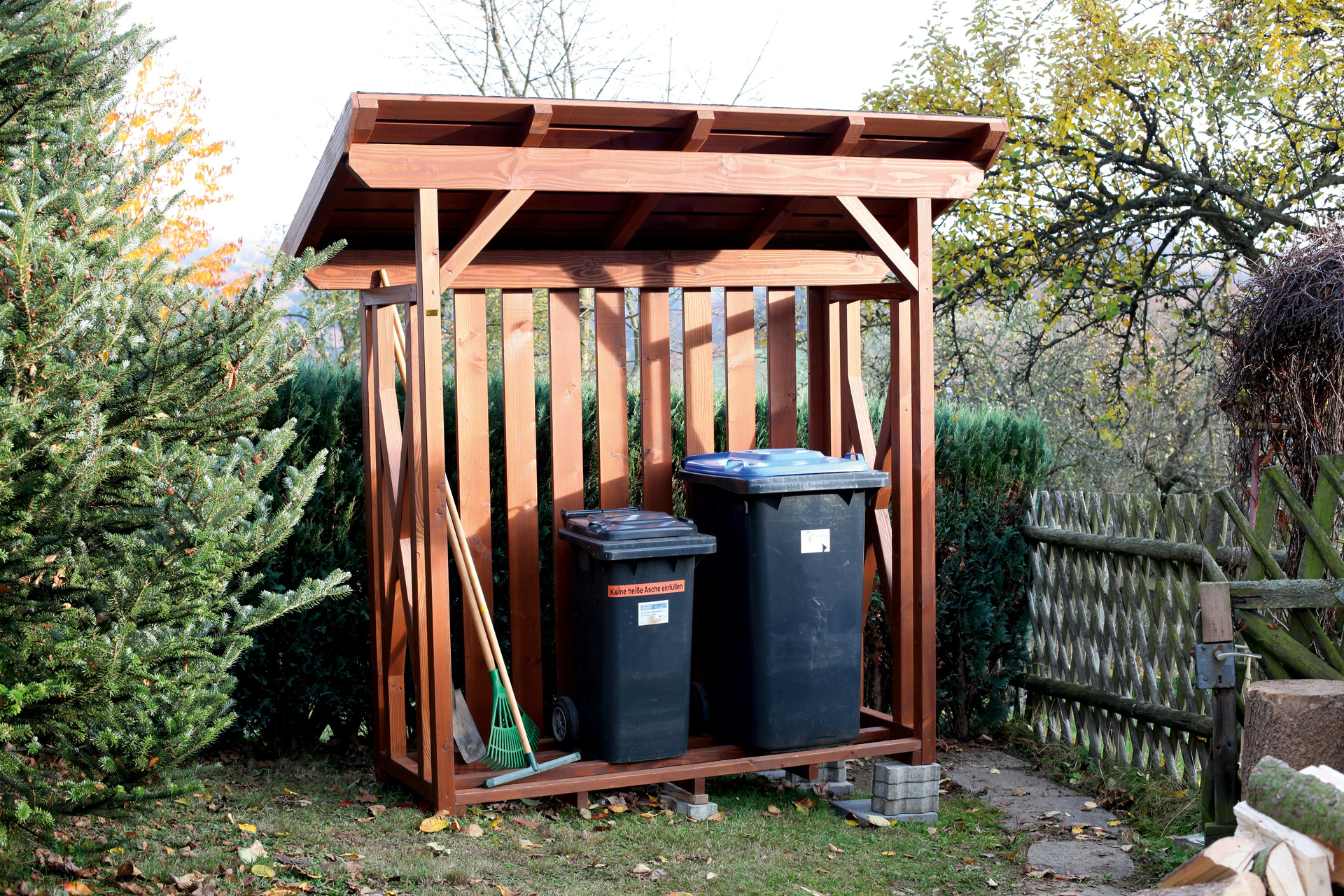 Holzunterstand Lars 1, 240x102cm