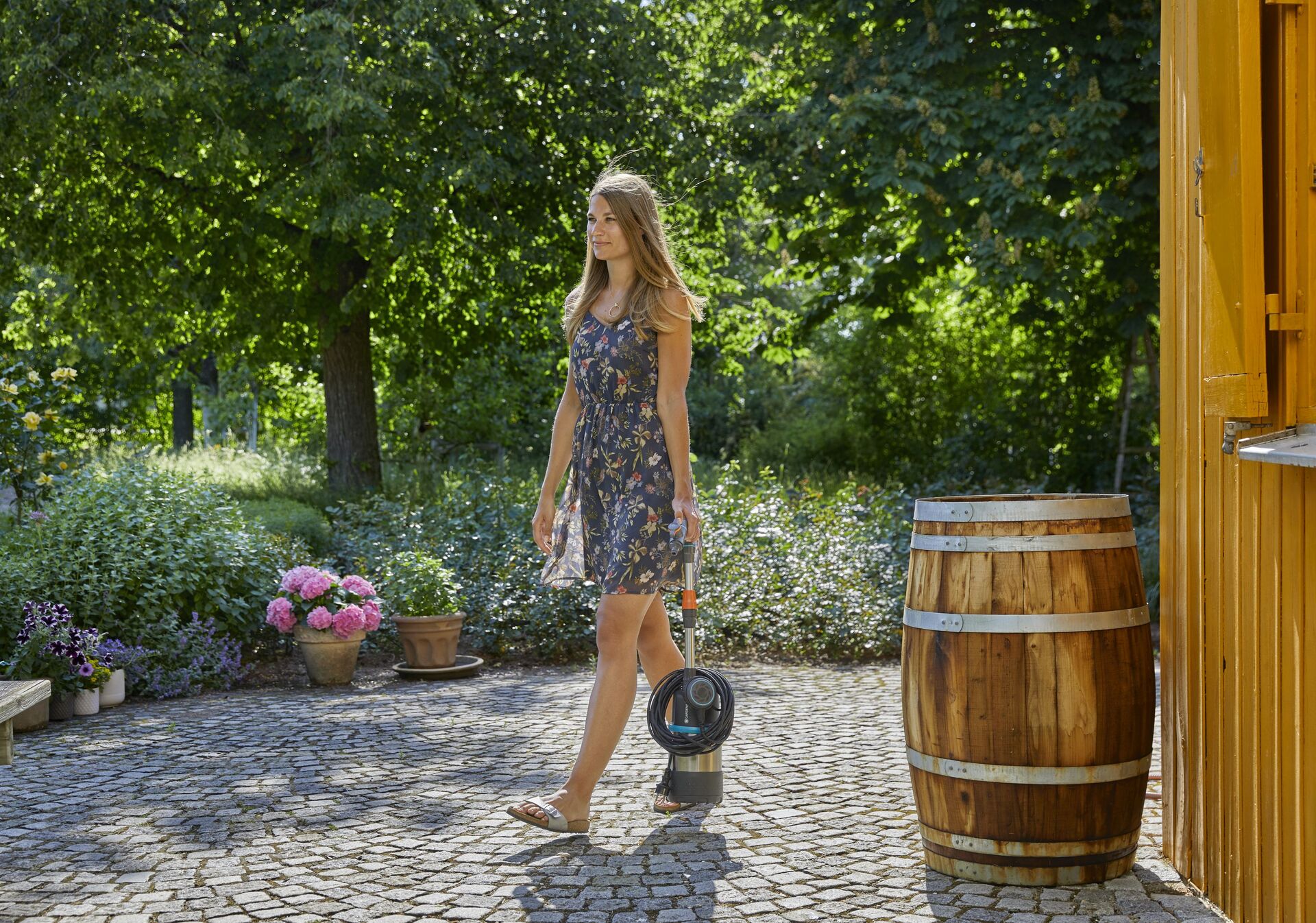 Regenfasspumpe 4700/2 inox bei leitermann.de günstig kaufen Regenfasspumpe 4700/2 inox