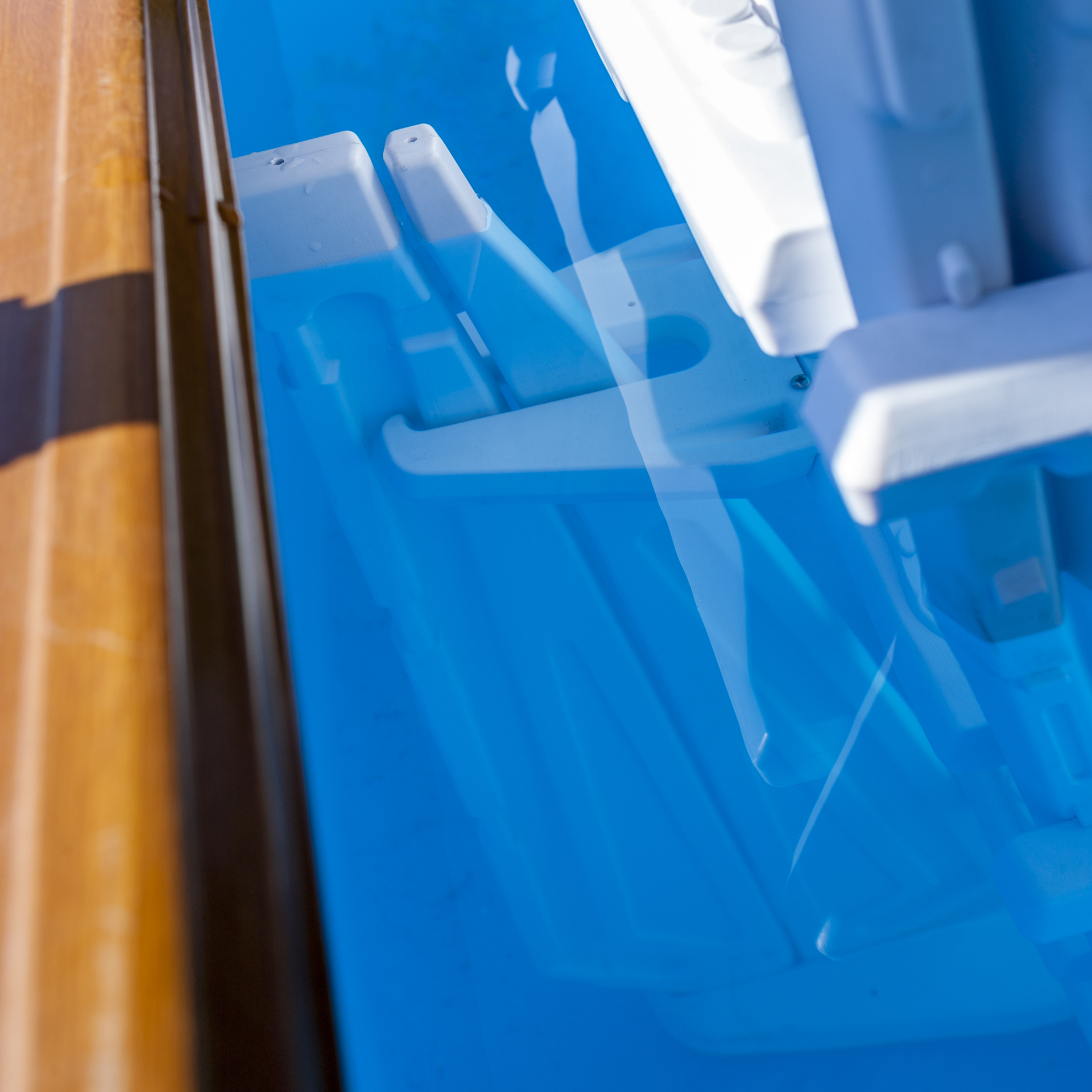 Blasgeformte Leiter für Aufstellpools bei leitermann.de günstig kaufen Blasgeformte Leiter für Aufstellpools