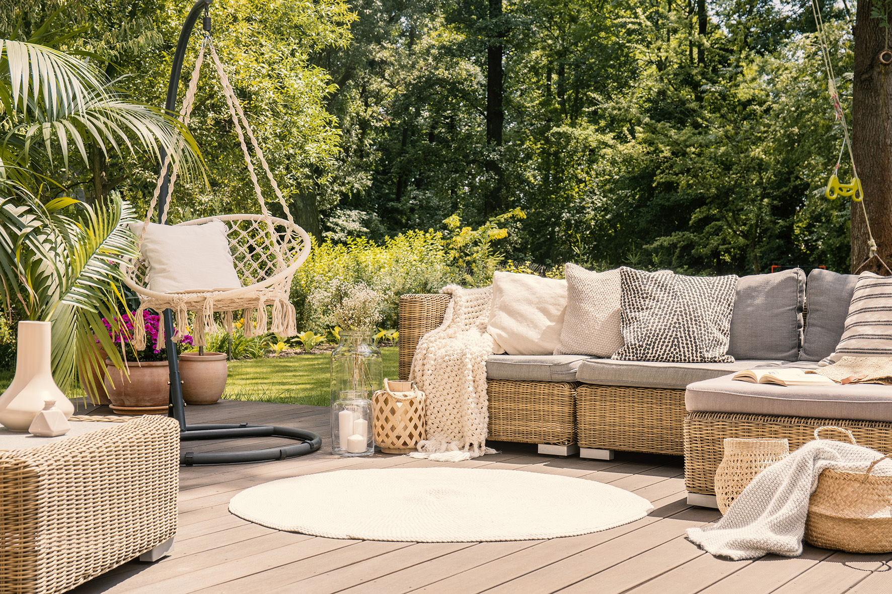 Zu den Gartenmöbeln Zu den Gartenmöbeln