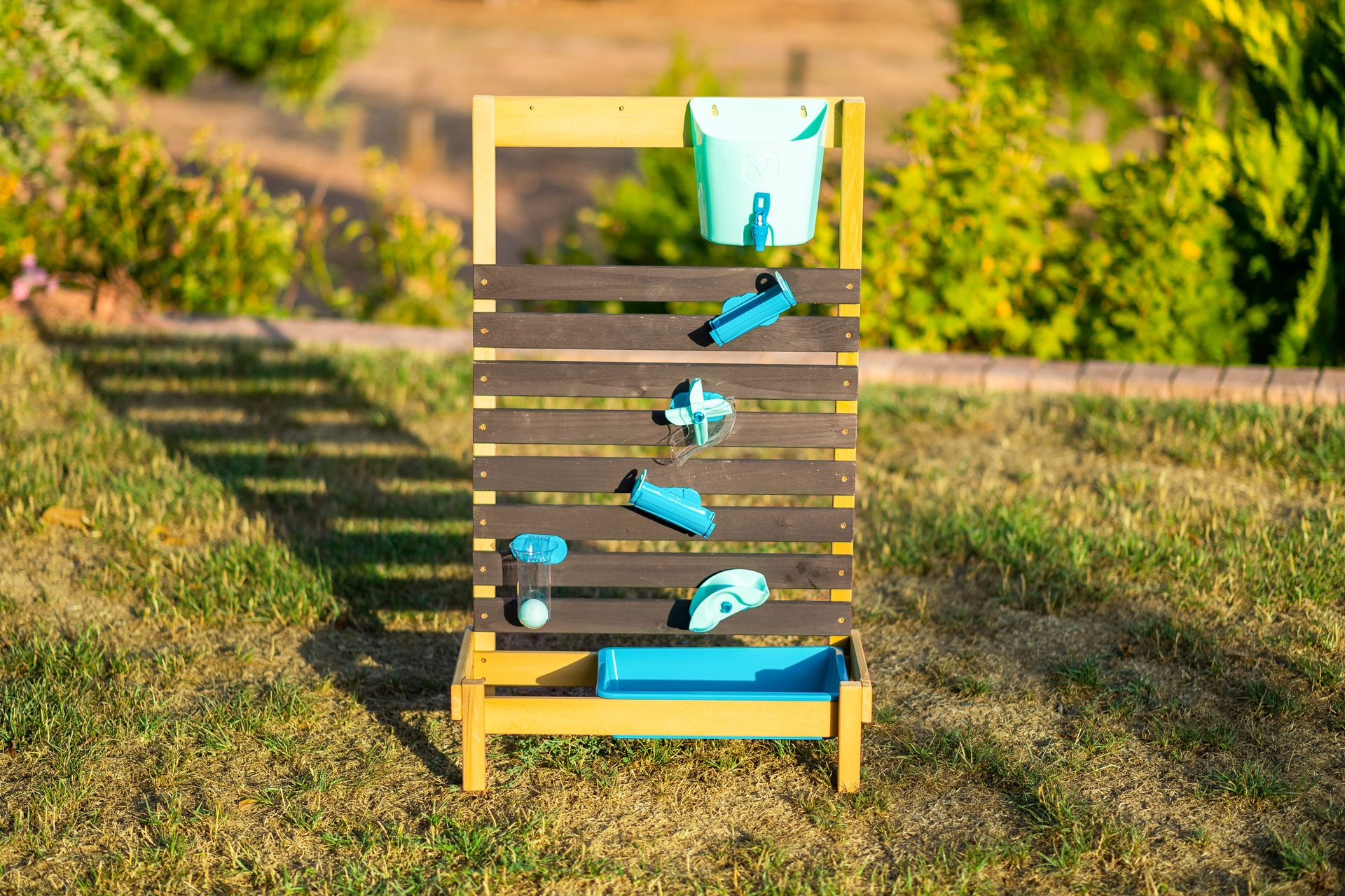 Wasser-Spielwand Splash bei leitermann.de günstig kaufen Wasser-Spielwand Splash