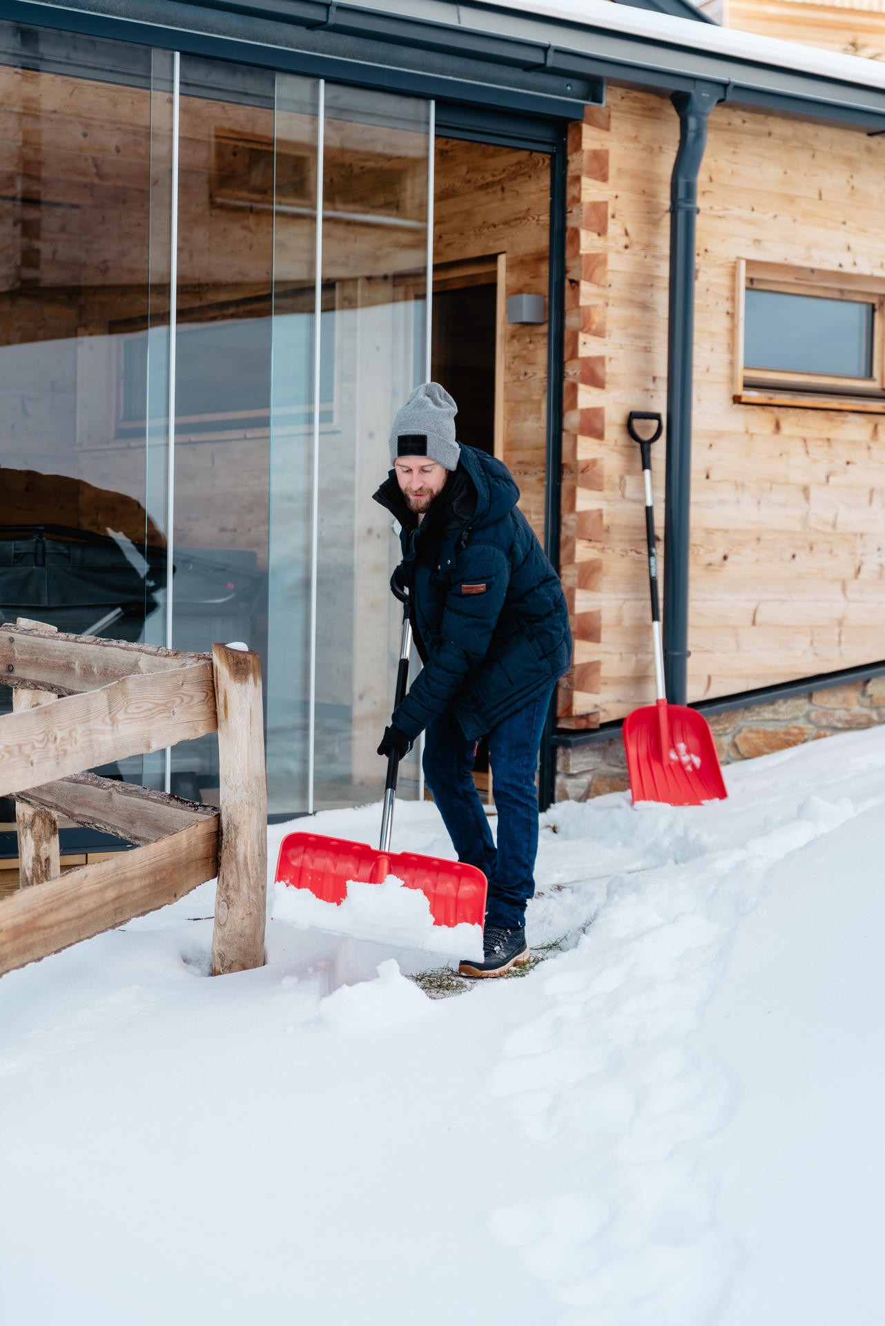 Kunststoff-Schneeschieber