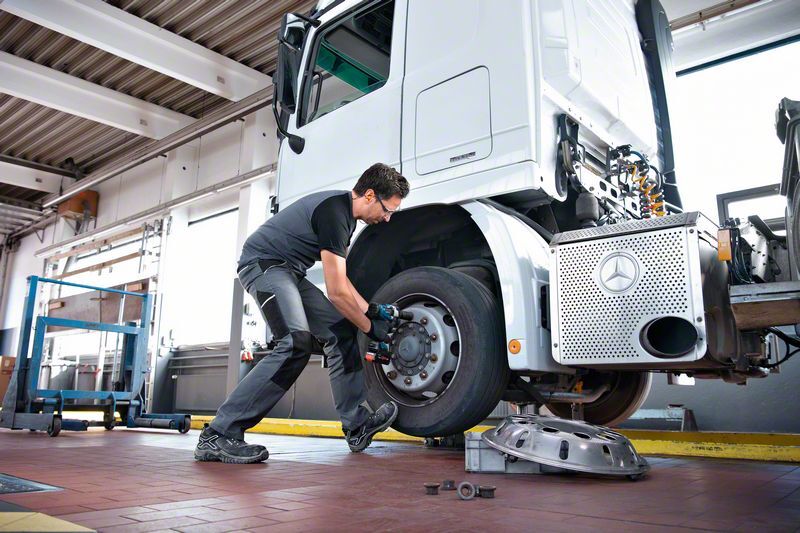 Akku-Drehschlagschrauber GDS 18V-1000 bei leitermann.de günstig kaufen Akku-Drehschlagschrauber GDS 18V-1000